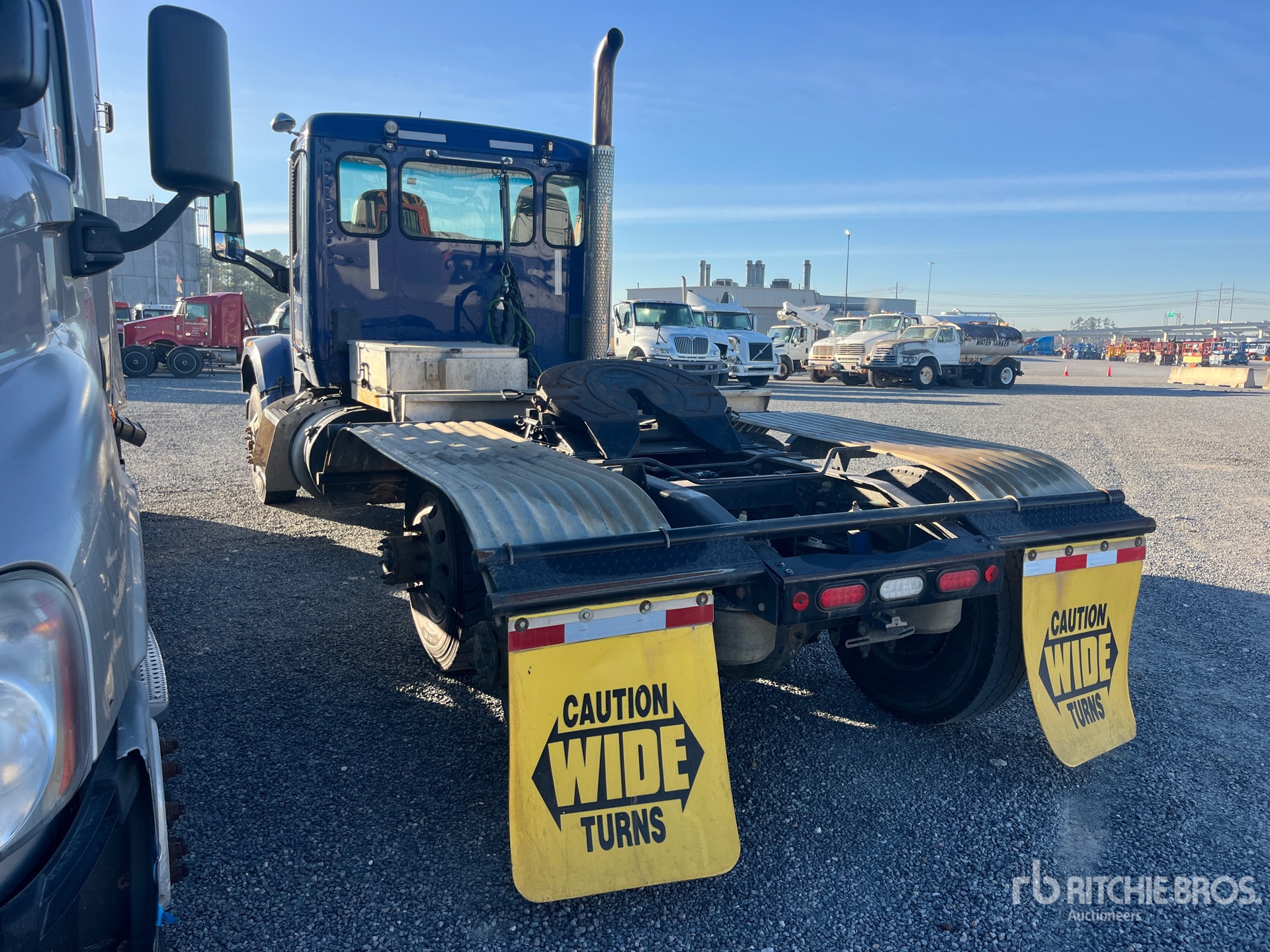 General Appearance with Imagen: esquina trasera izquierda