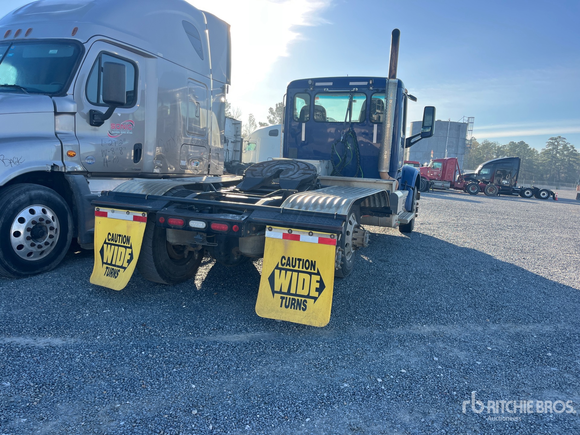 General Appearance with Imagen: esquina trasera derecha