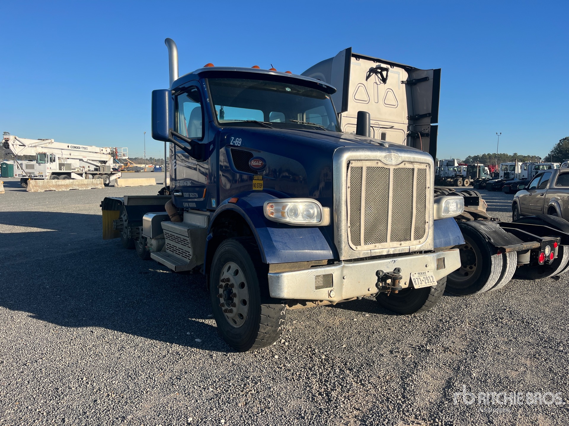 General Appearance with Imagen: esquina delantera derecha