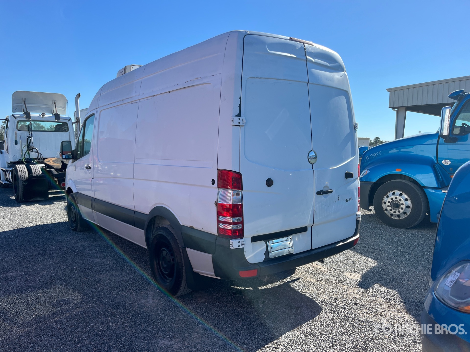 General Appearance with Imagen: esquina trasera izquierda