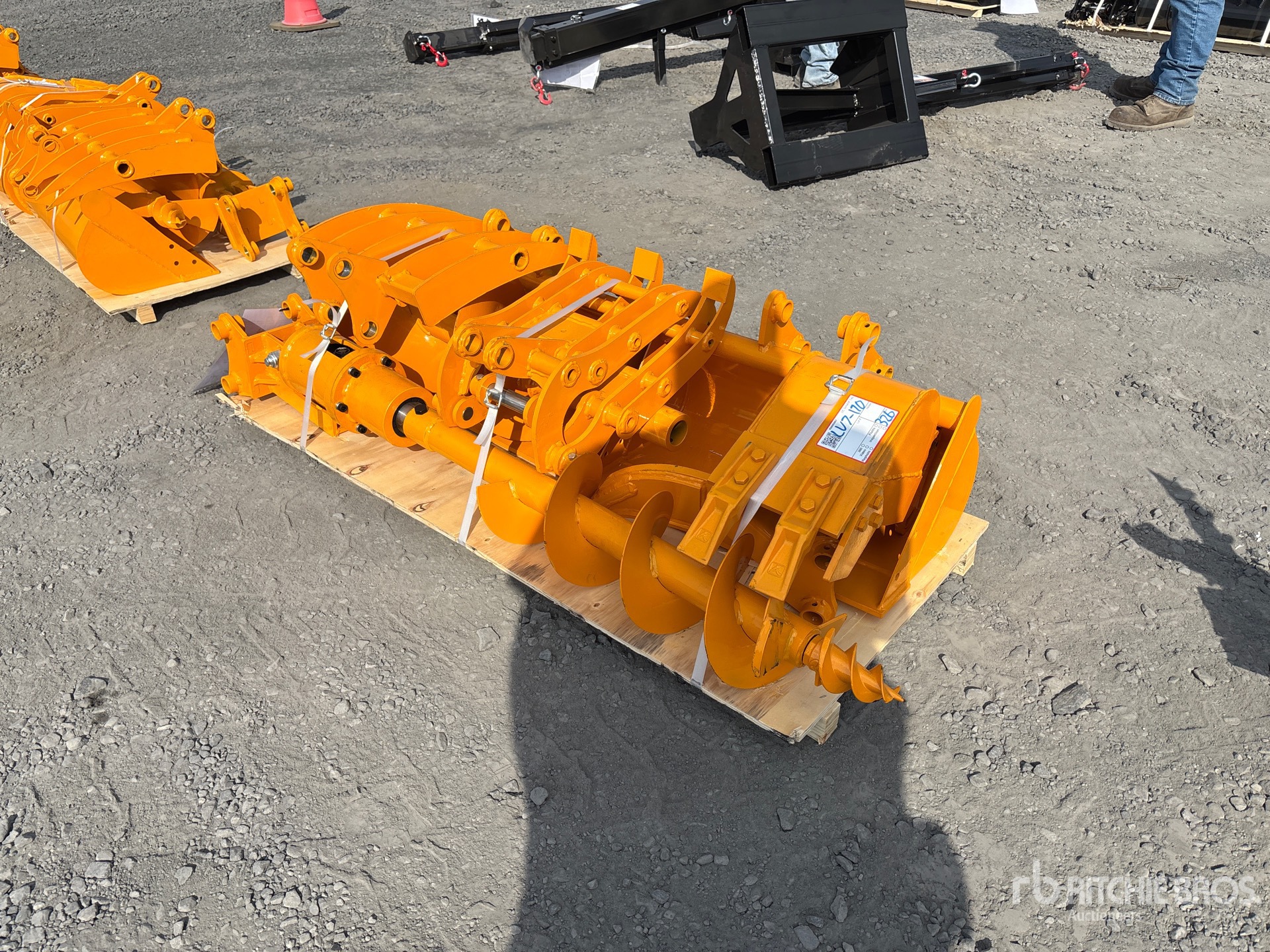 Aspect général with Image, coin arrière droit