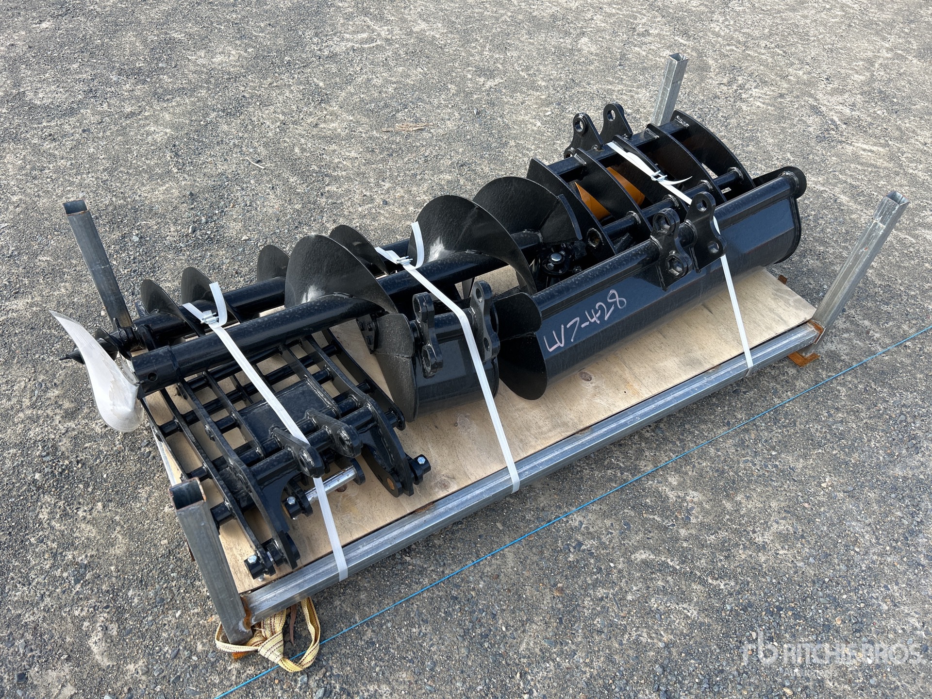 General Appearance with Bild, Ecke vorne rechts