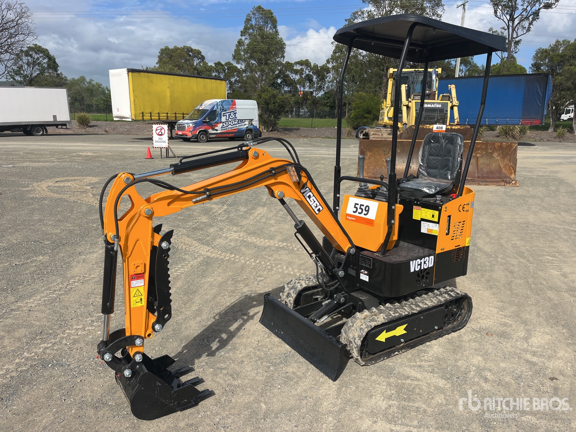 General Appearance with Picture, Left Front Corner