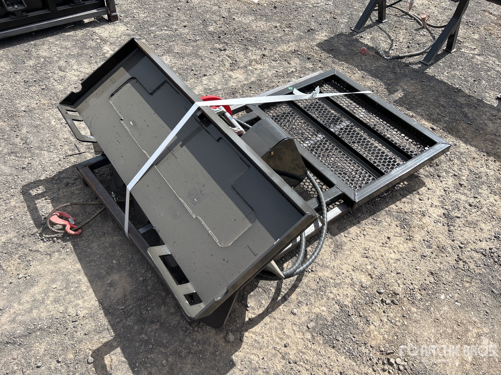 General Appearance with Zdjęcie, prawy dolny róg