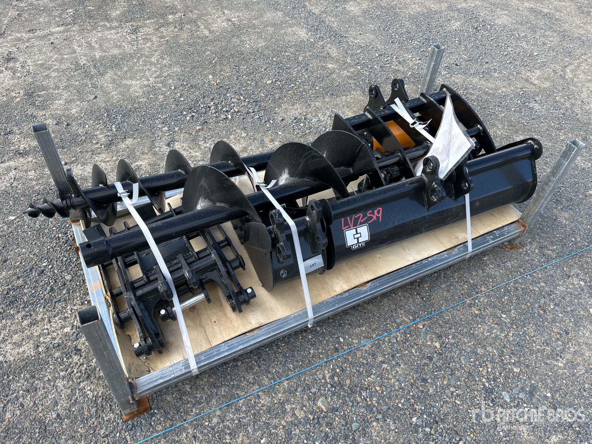 General Appearance with Bild, Ecke vorne rechts