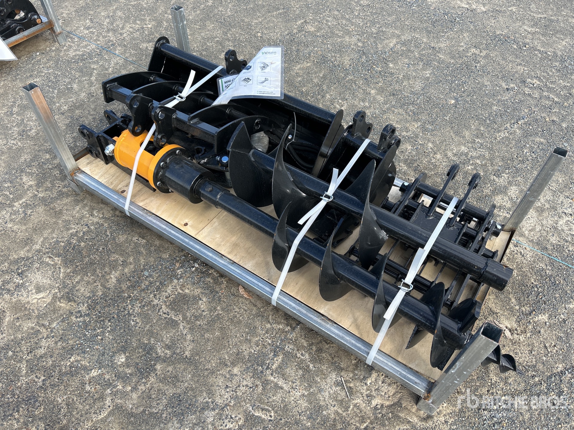 General Appearance with Bild, Ecke hinten rechts