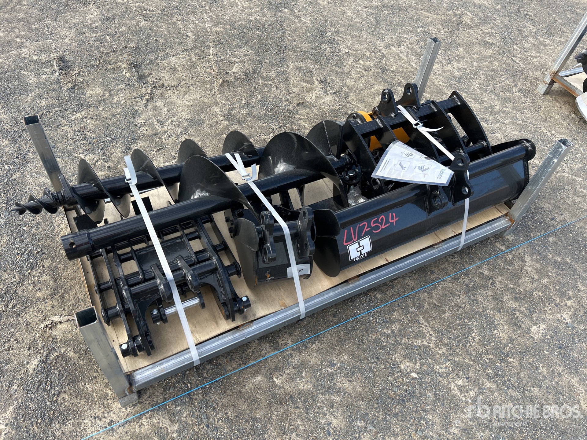 General Appearance with Bild, Ecke vorne rechts