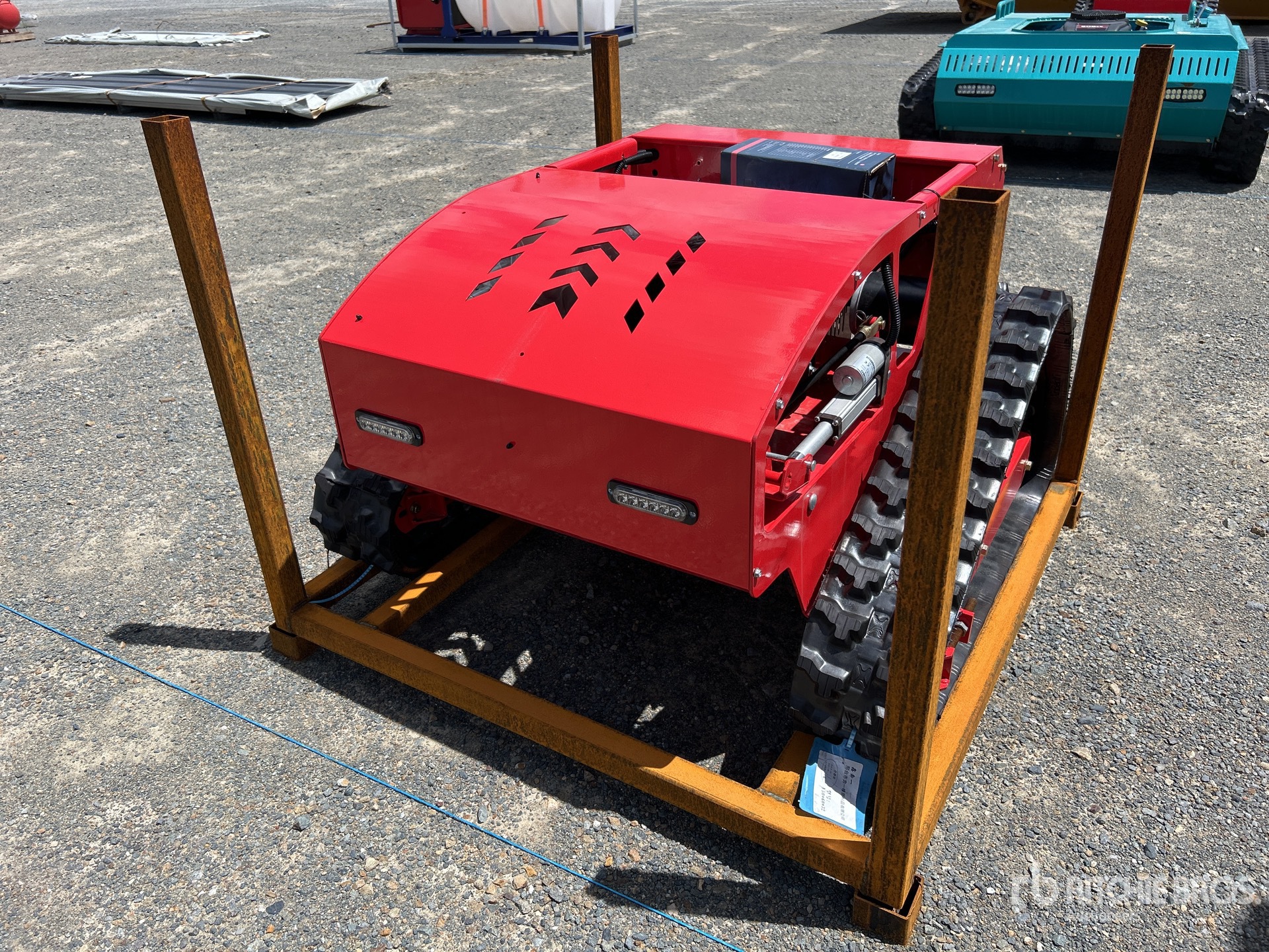 General Appearance with Picture, Left Front Corner