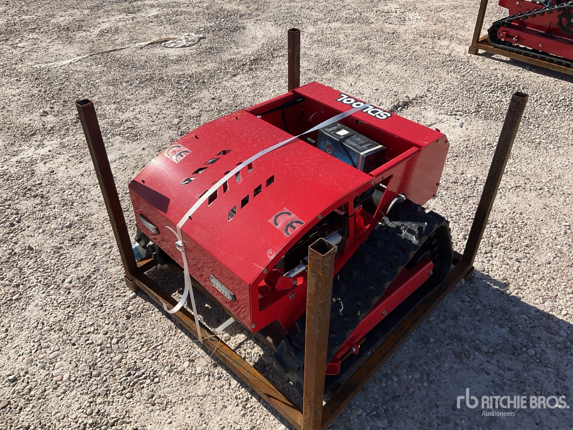 General Appearance with Picture, Left Front Corner