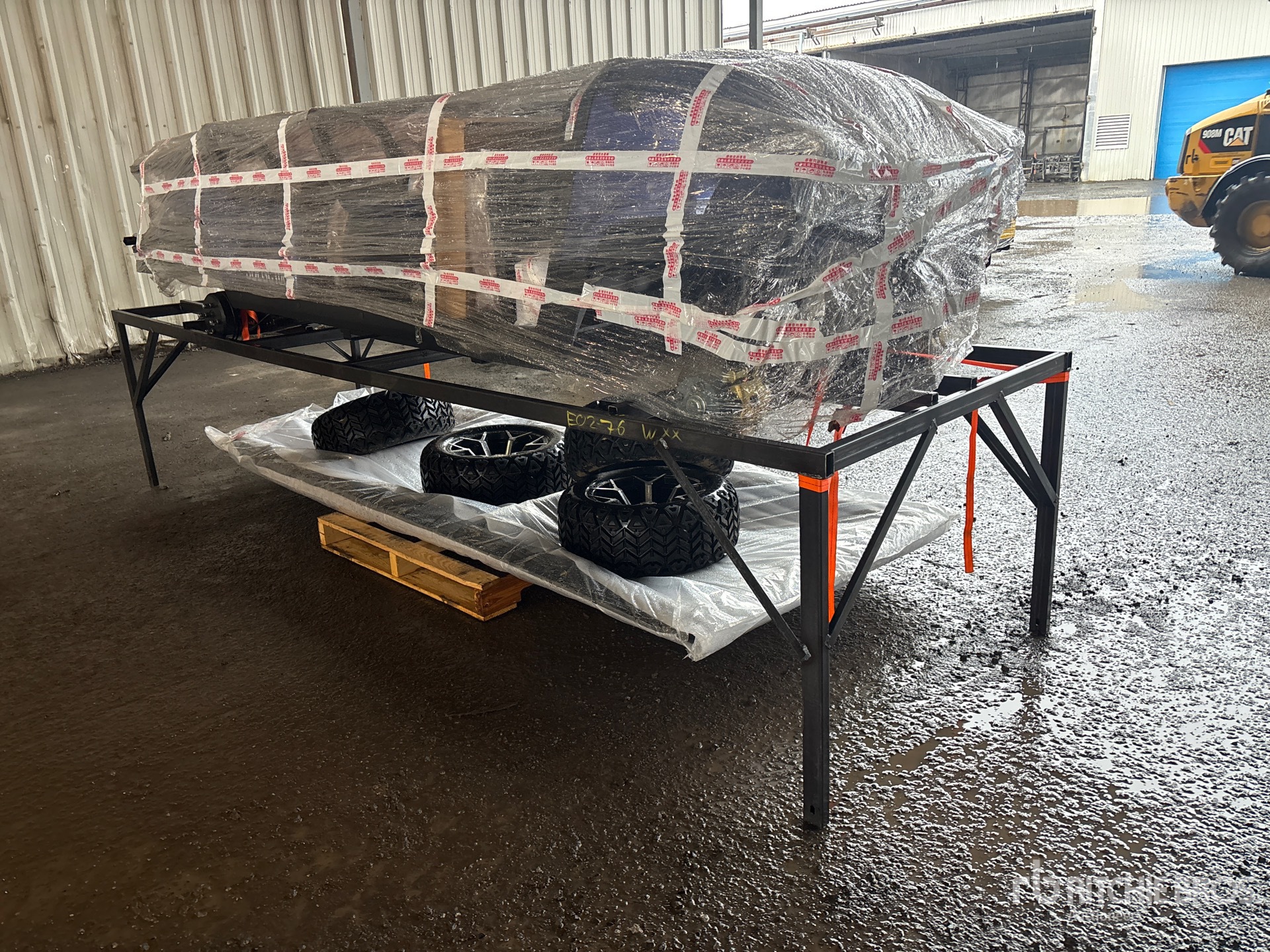 General Appearance with Picture, Right Front Corner