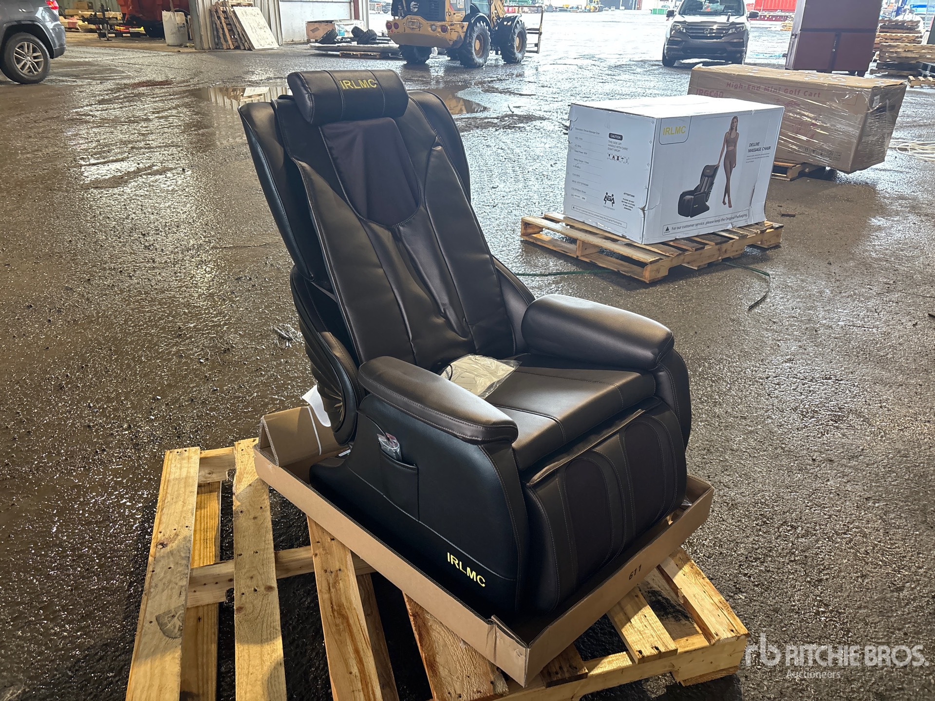 General Appearance with Picture, Right Front Corner