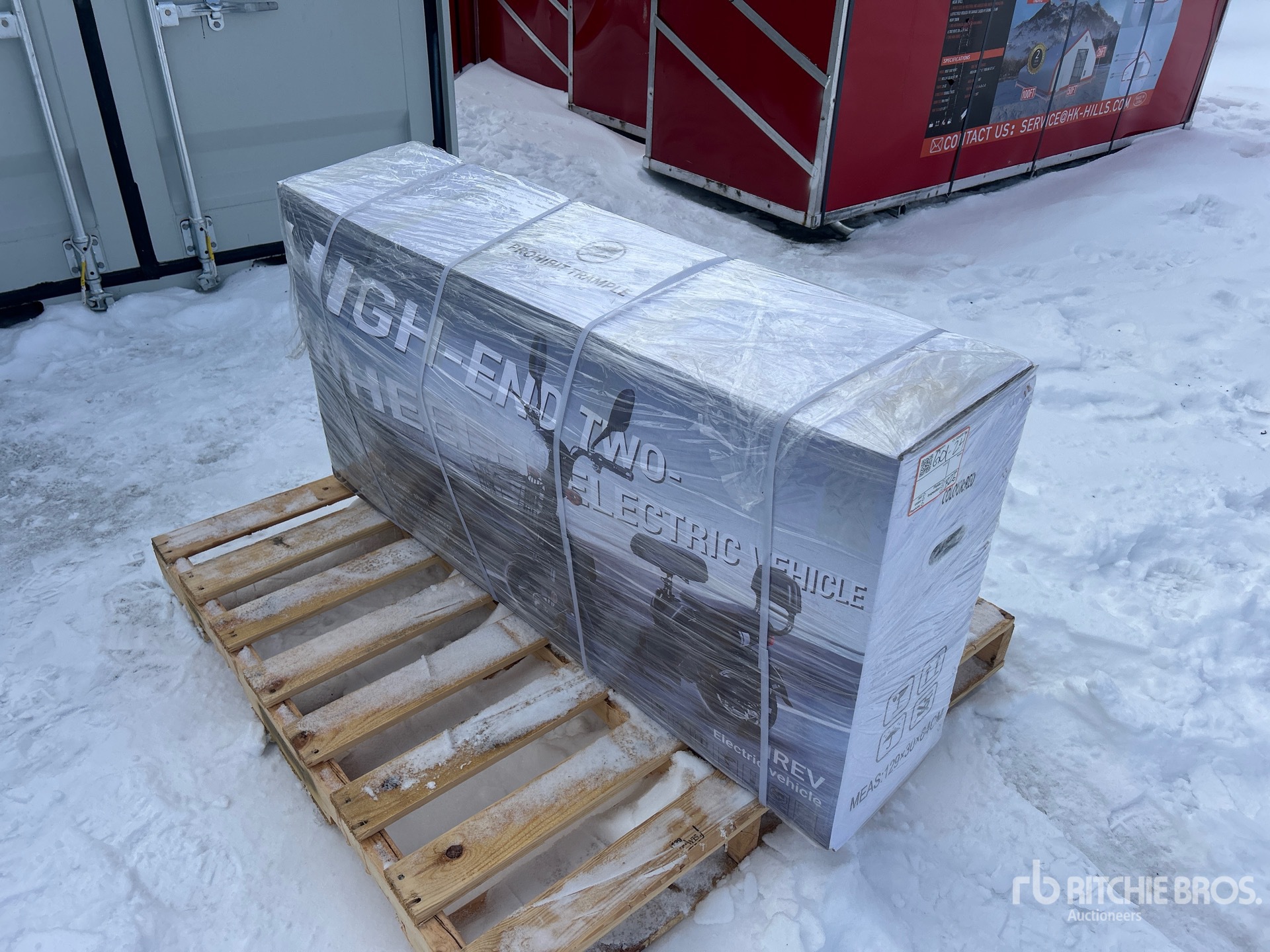 General Appearance with Picture, Left Front Corner