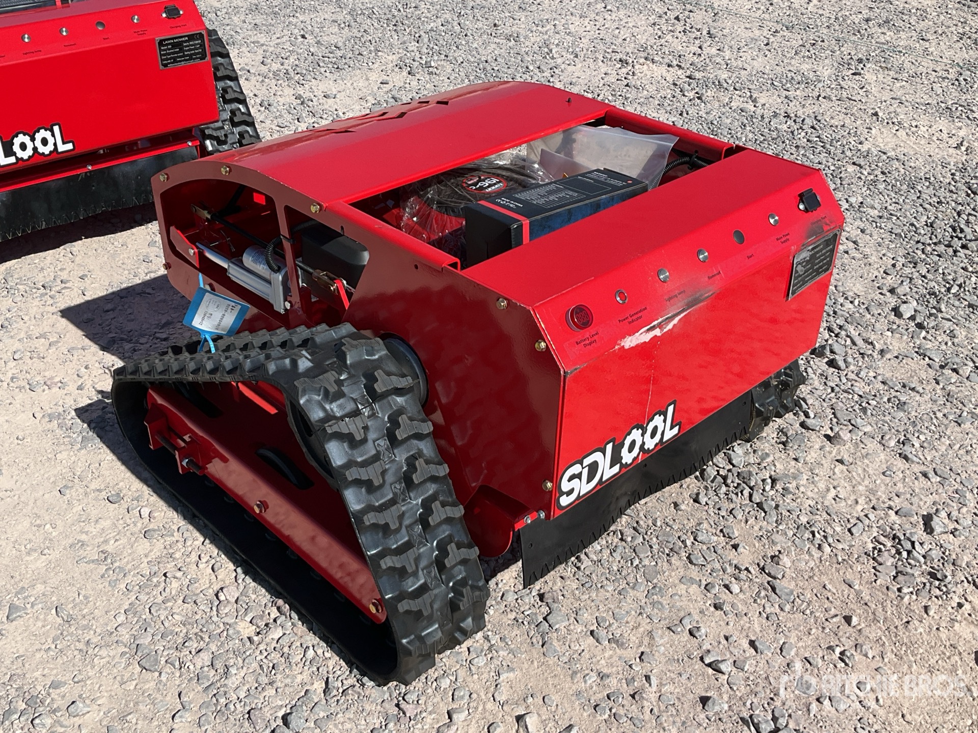 General Appearance with Picture, Left Rear Corner