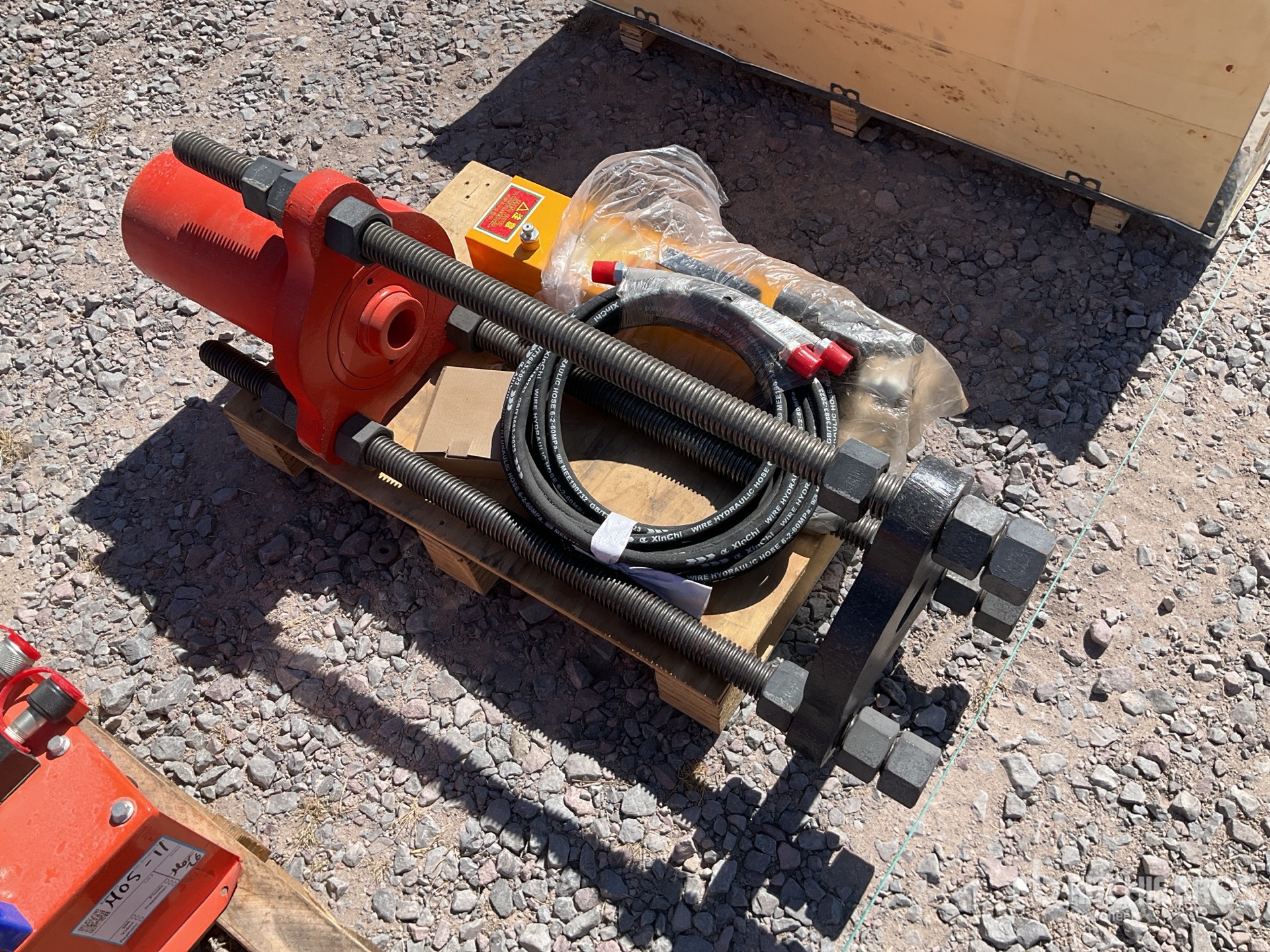 Aspect général with Image, coin avant droit