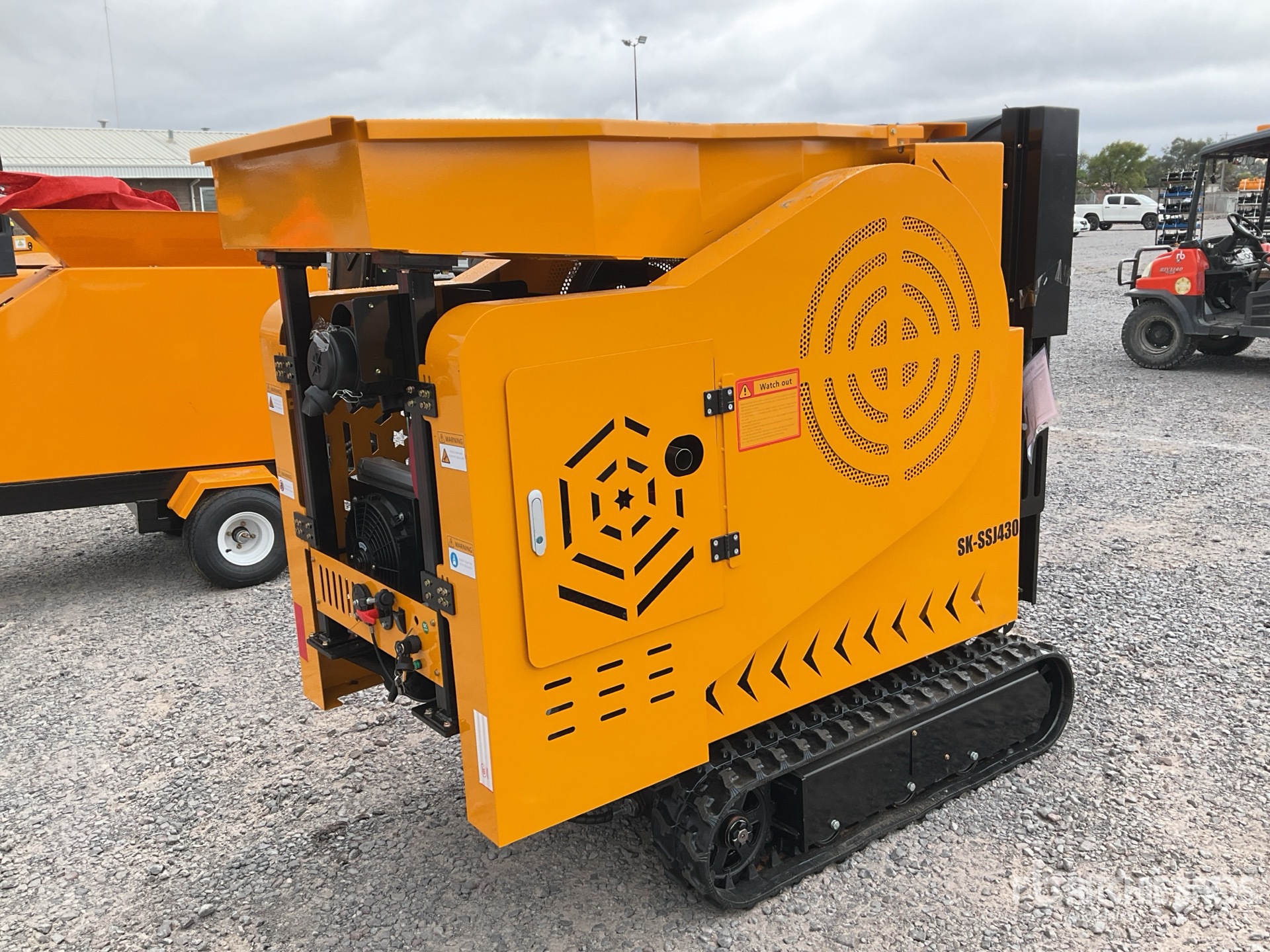 General Appearance with Picture, Left Front Corner