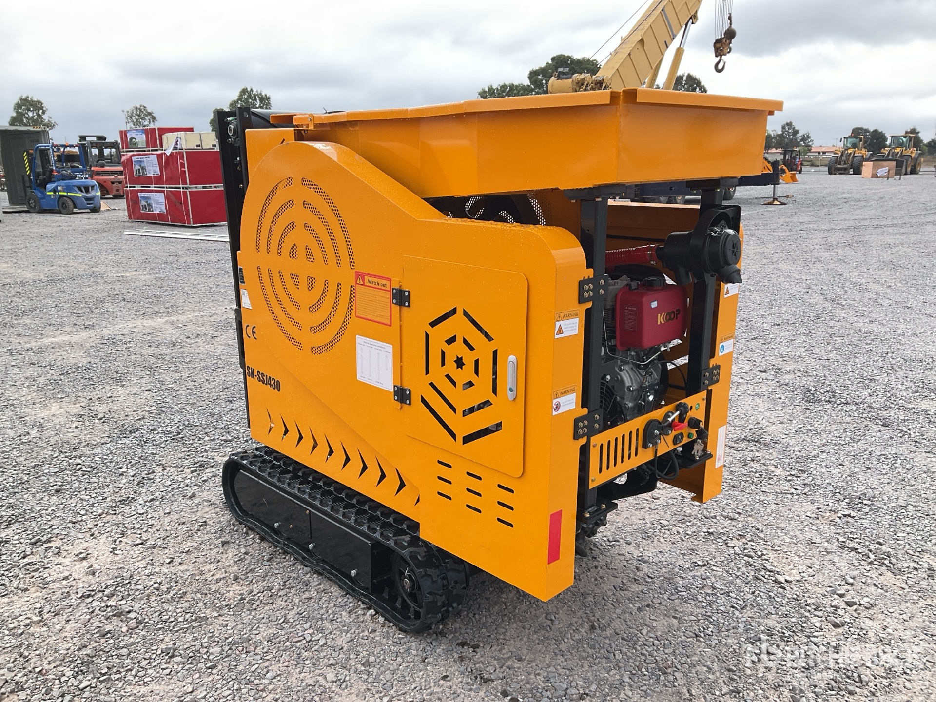 General Appearance with Picture, Right Front Corner