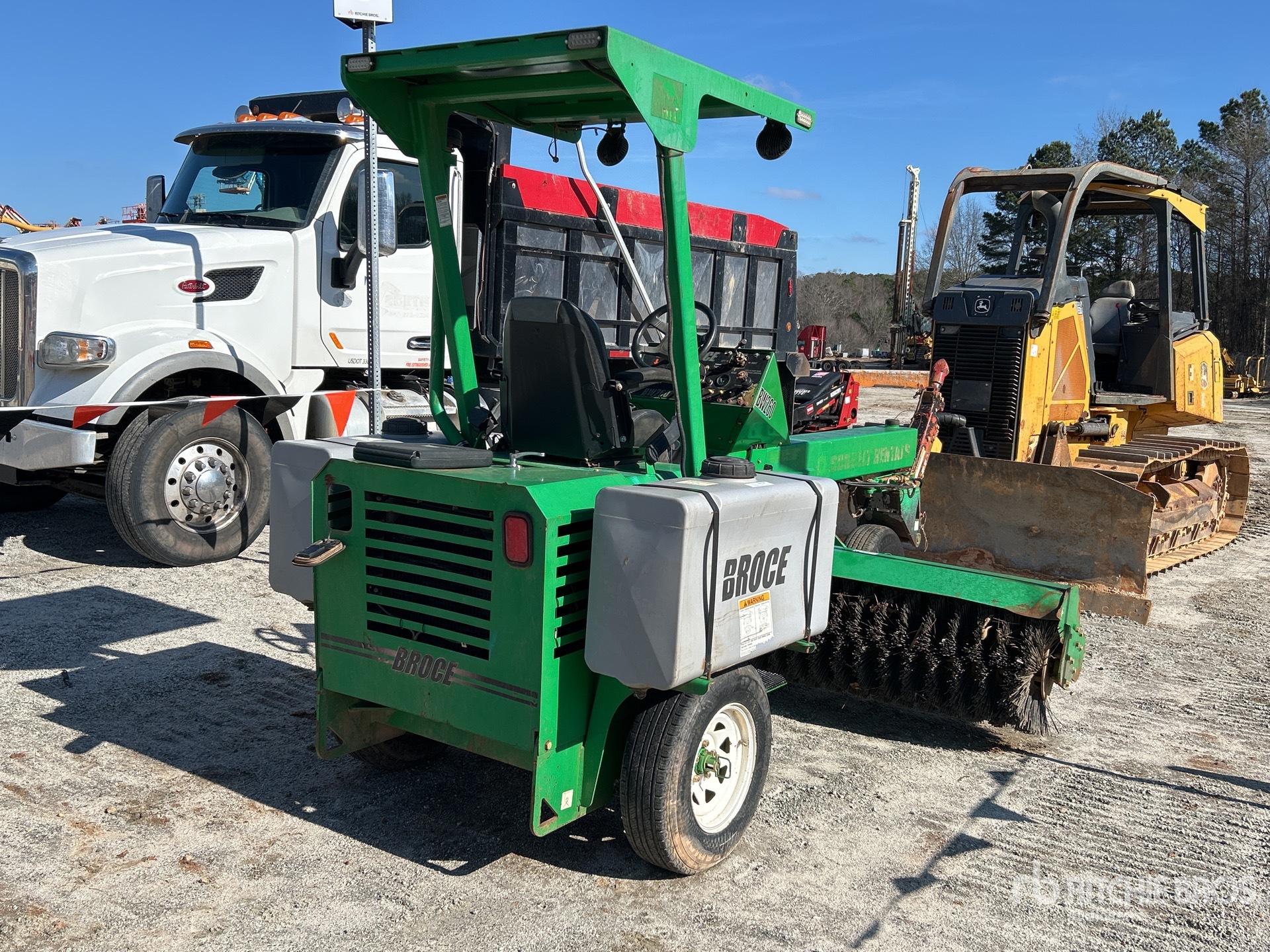 General Appearance with Bild, Ecke hinten rechts