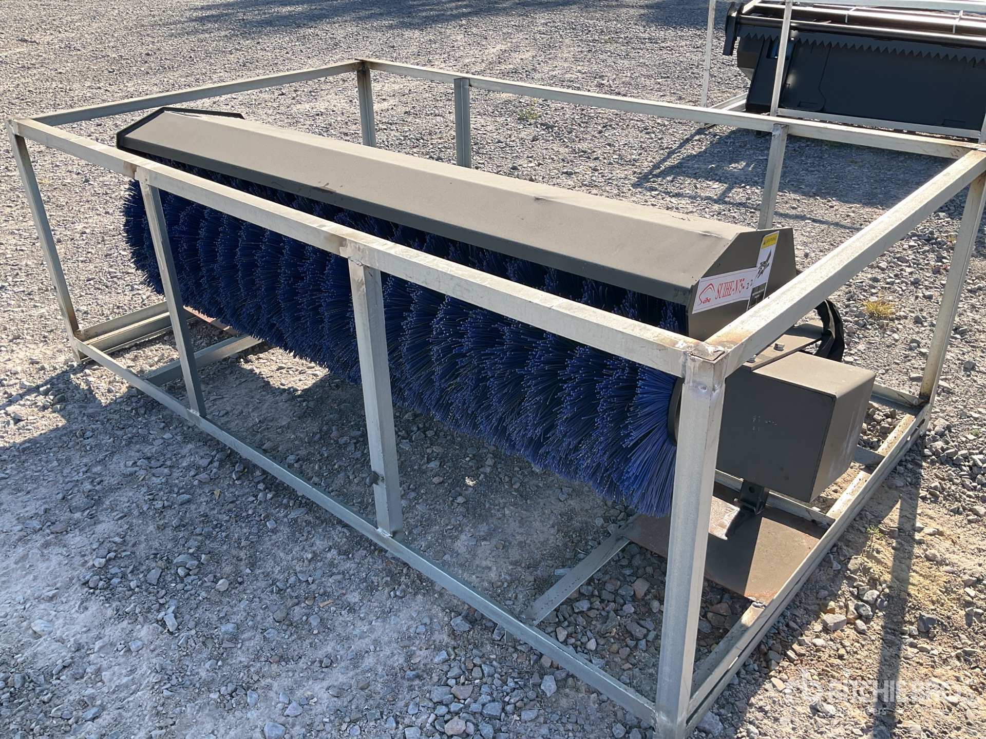 General Appearance with Bild, Ecke hinten links