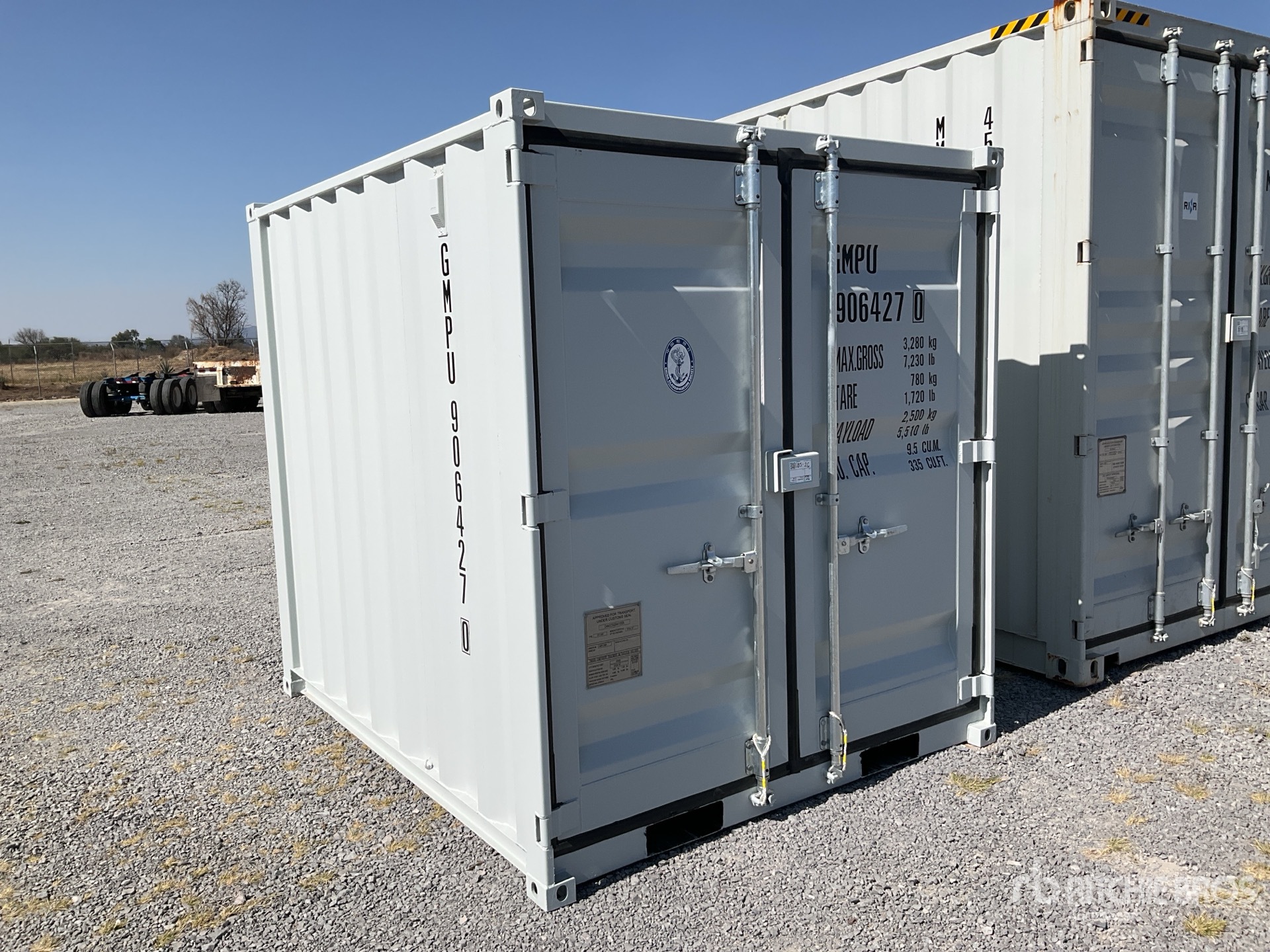 Aspect général with Image, coin avant droit