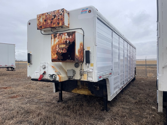 2010 Mickey Body 16 Bay S/A Beverage Trailer