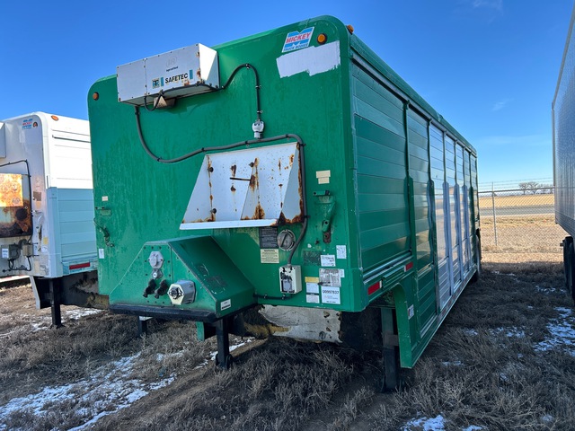 2007 Mickey Body AT-B 14 Bay S/A Beverage Trailer