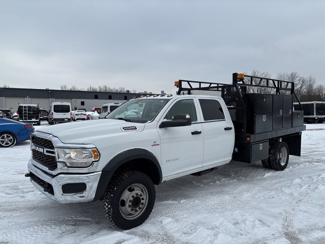 2019 Ram 5500 Heavy Duty 4x4 Crew Cab Flatbed Truck