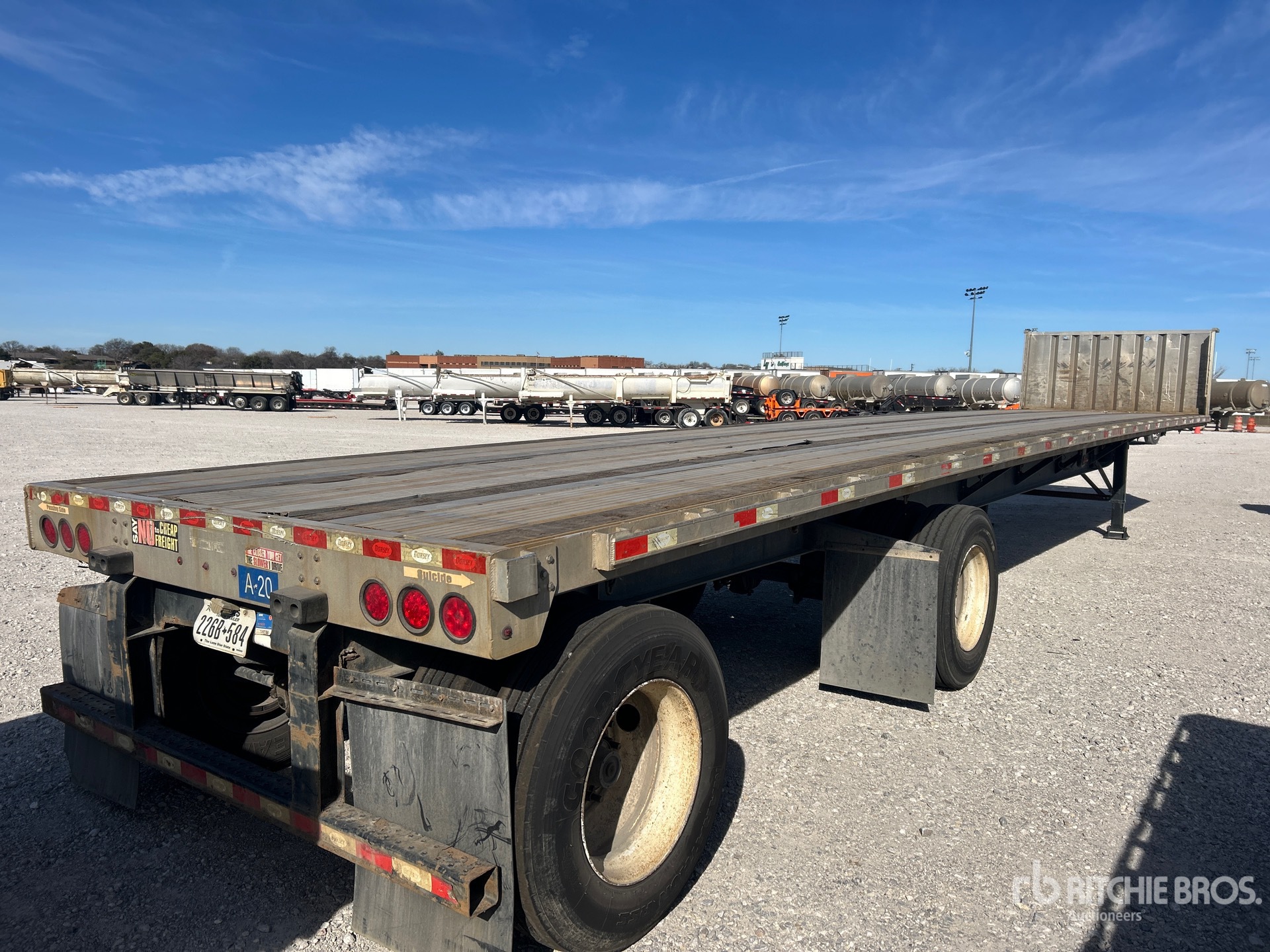 General Appearance with Zdjęcie, prawy dolny róg