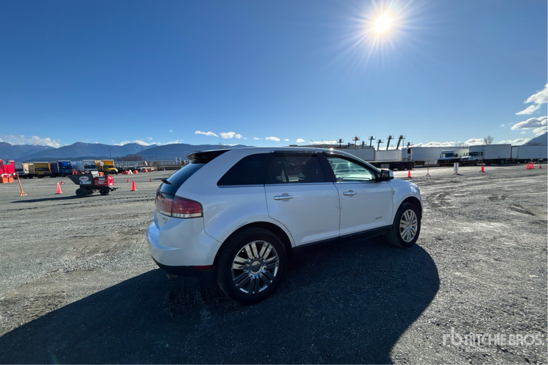 General Appearance with Picture, Right Rear Corner