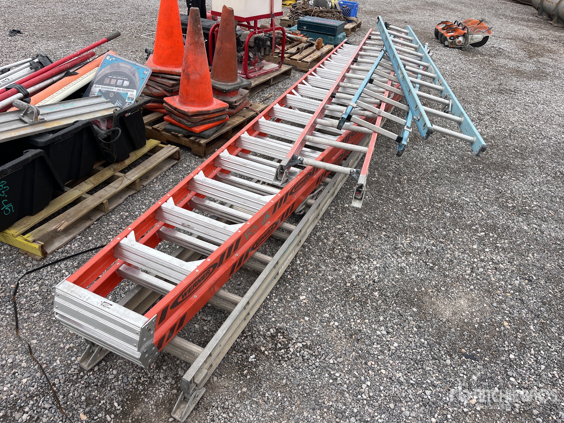 General Appearance with Image, coin arrière droit