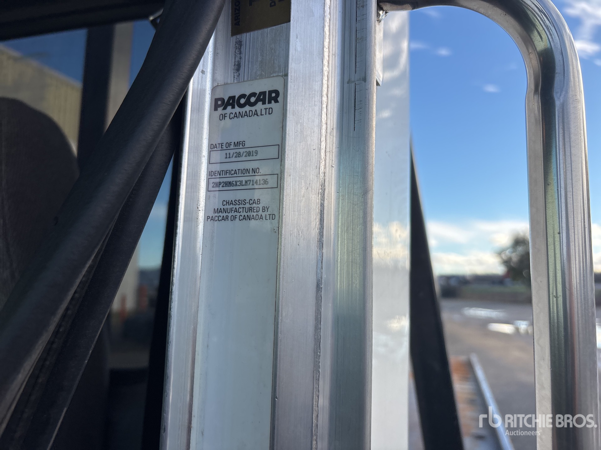 General Appearance with Numero seriale/numero d’identificazione del veicolo (VIN)