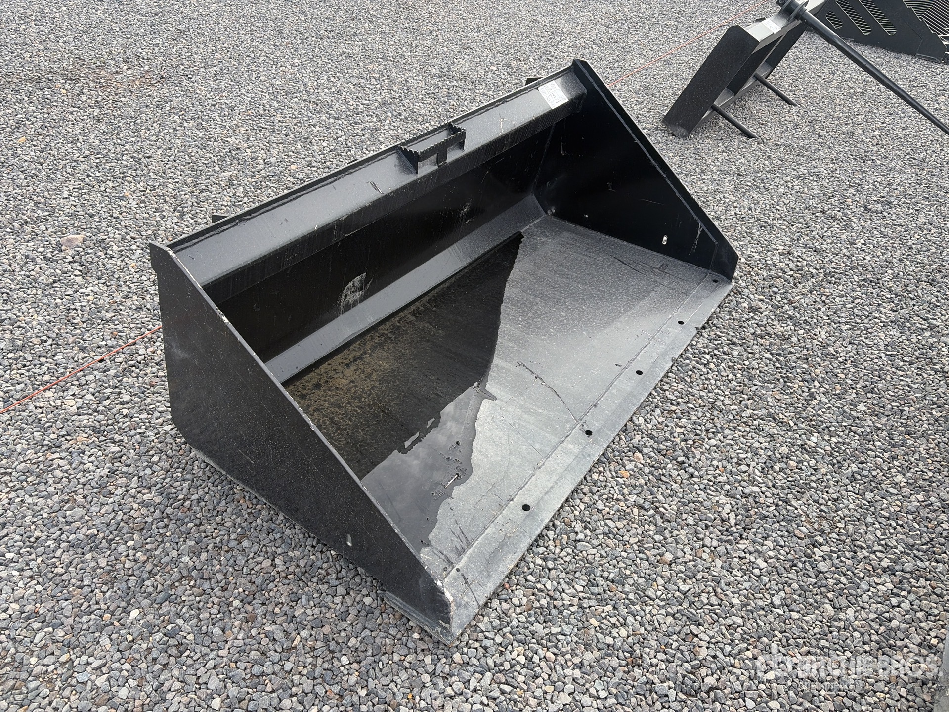 Aspect général with Image, coin avant droit