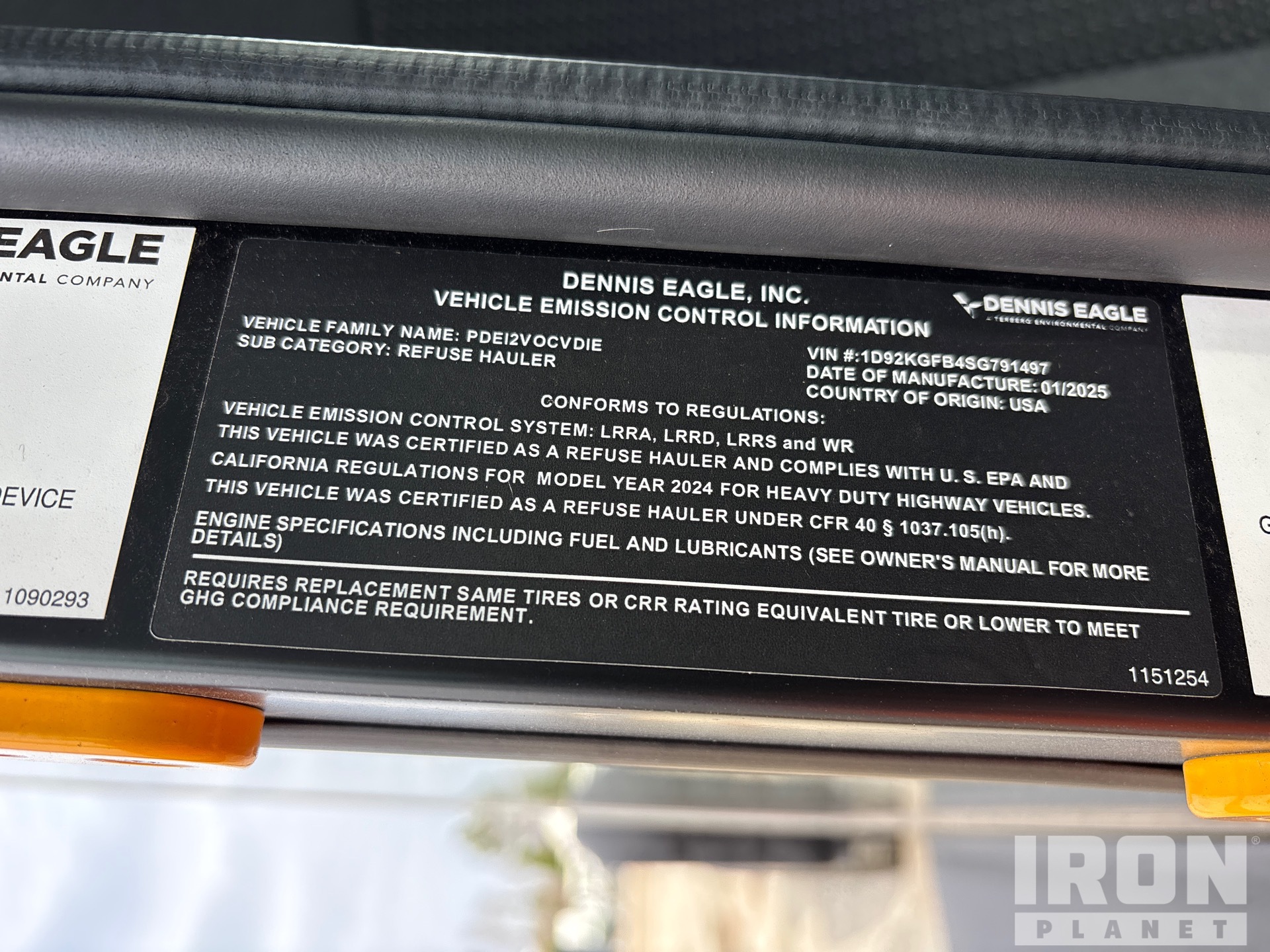 General Appearance with Numéro de série/Numéro d'identification du véhicule automobile