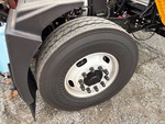 Underbody with Right Steer Tire