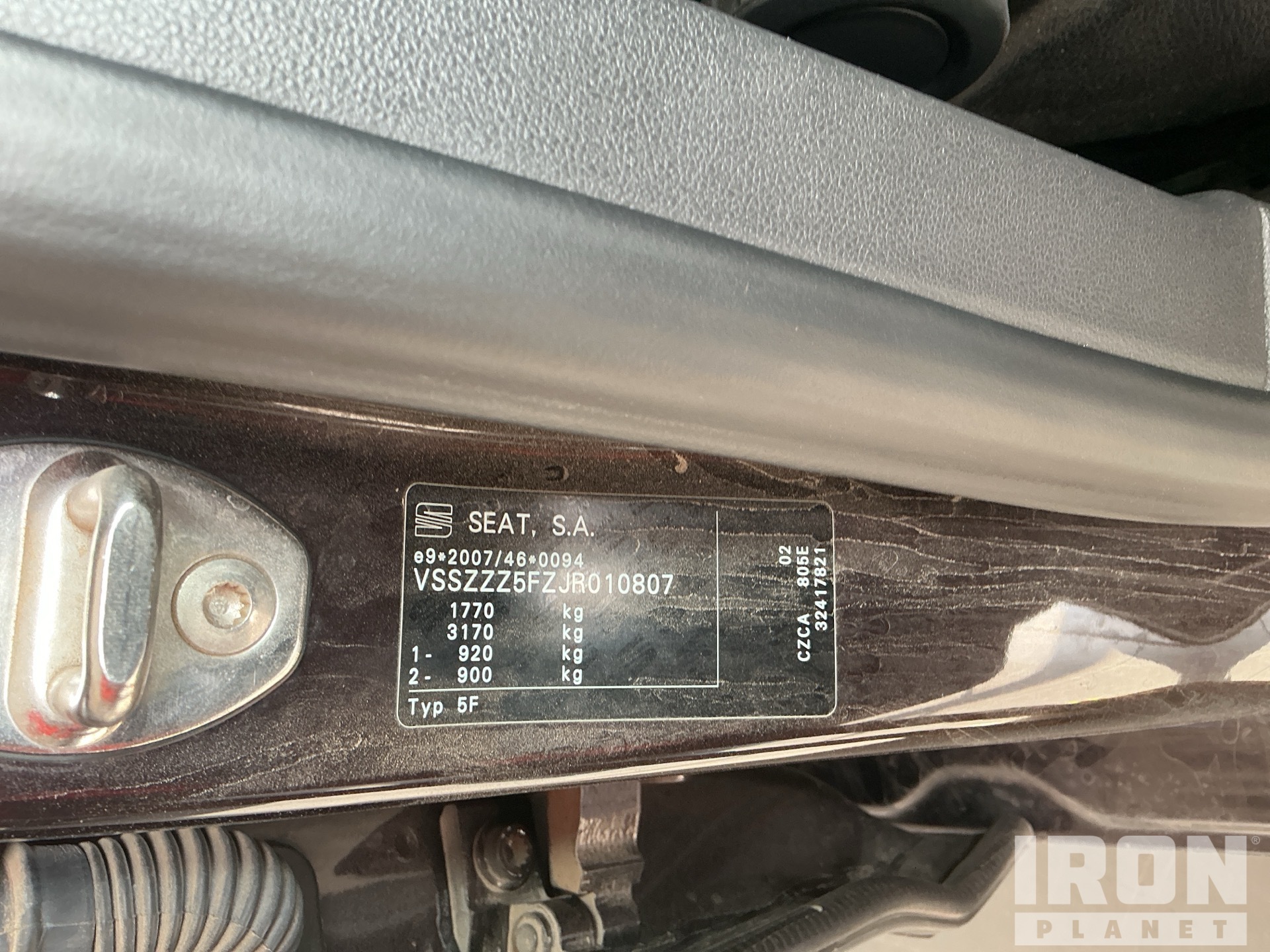 General Appearance with Seriennummer / FIN