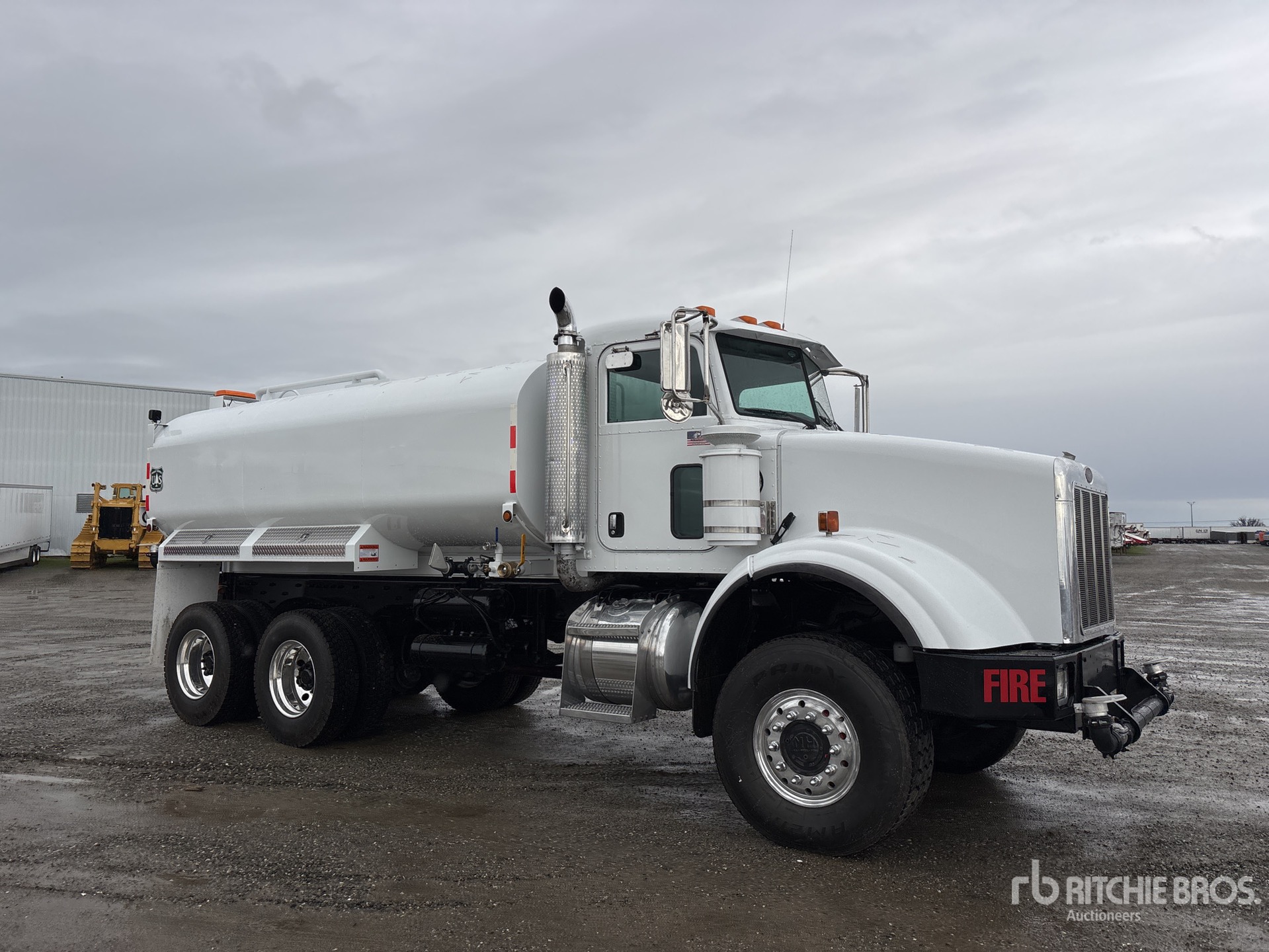 General Appearance with Picture, Right Front Corner