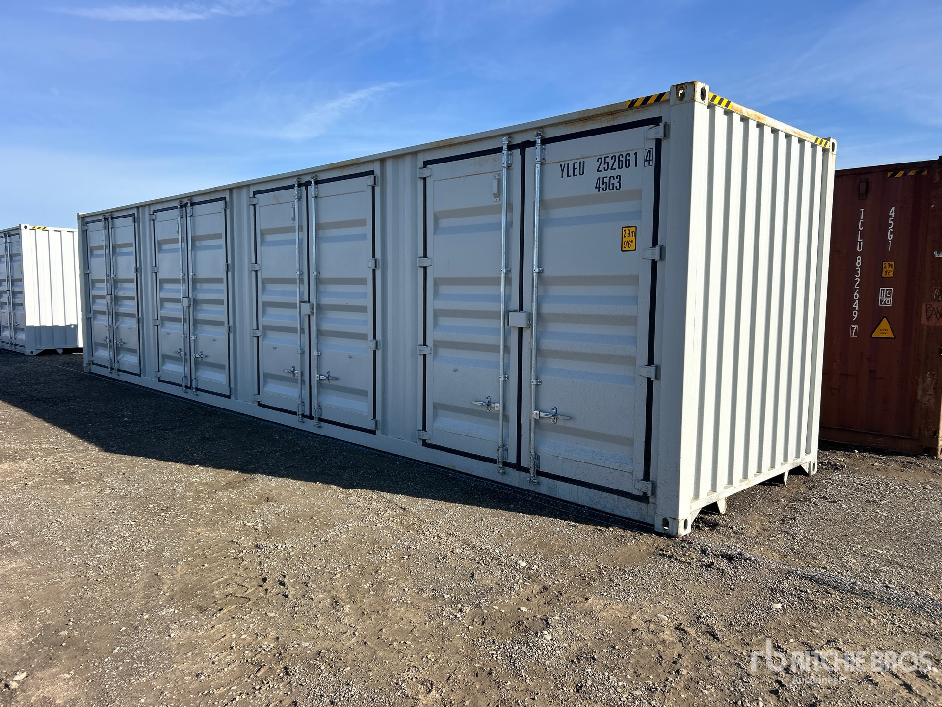 General Appearance with Foto, angolo anteriore destro