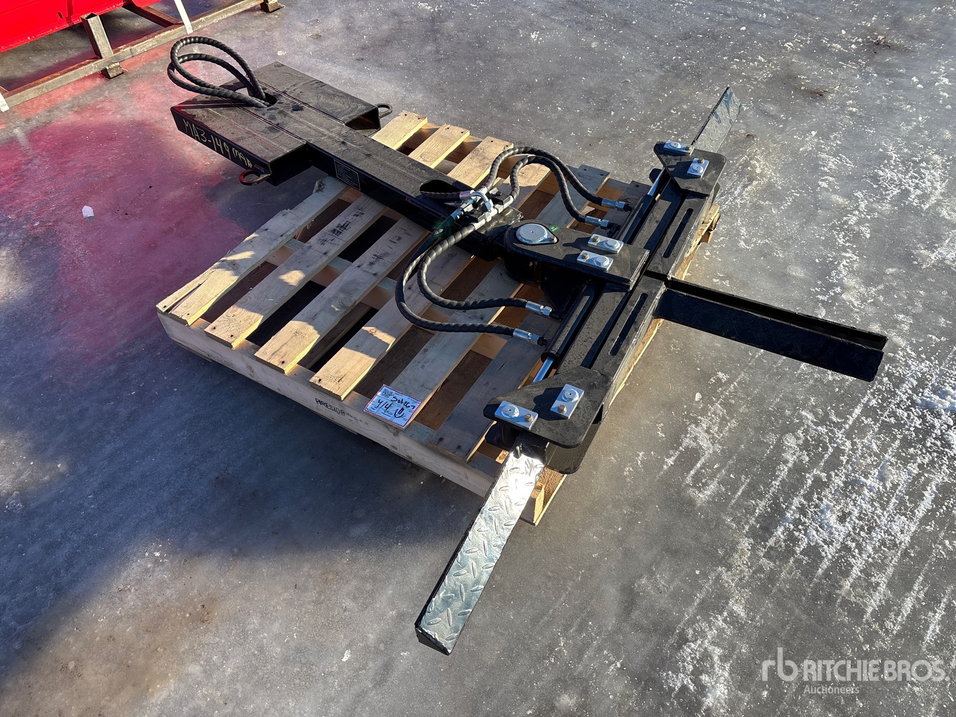 General Appearance with Picture, Right Front Corner