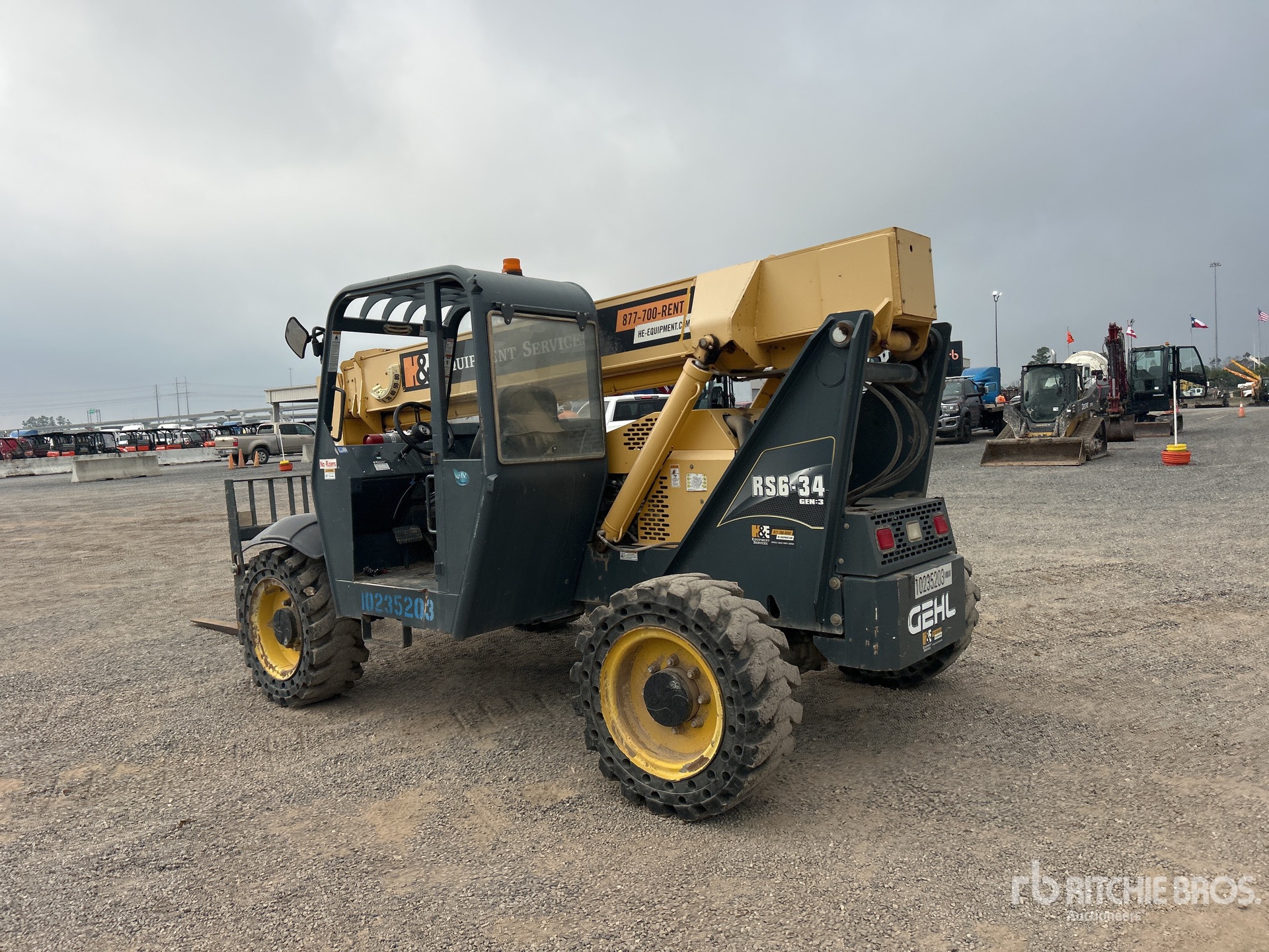 General Appearance with Picture, Left Rear Corner