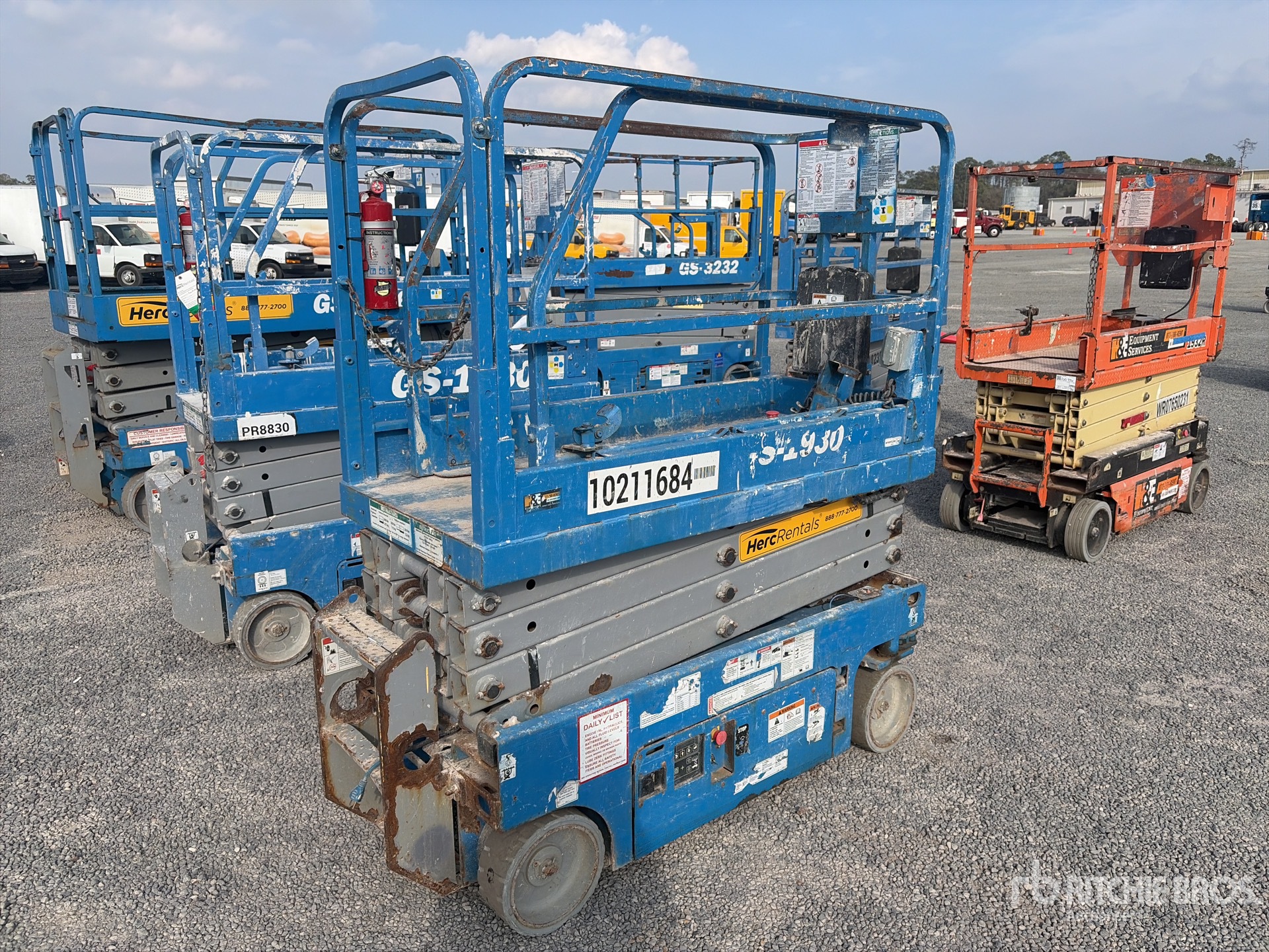 Aspect général with Image, coin arrière droit