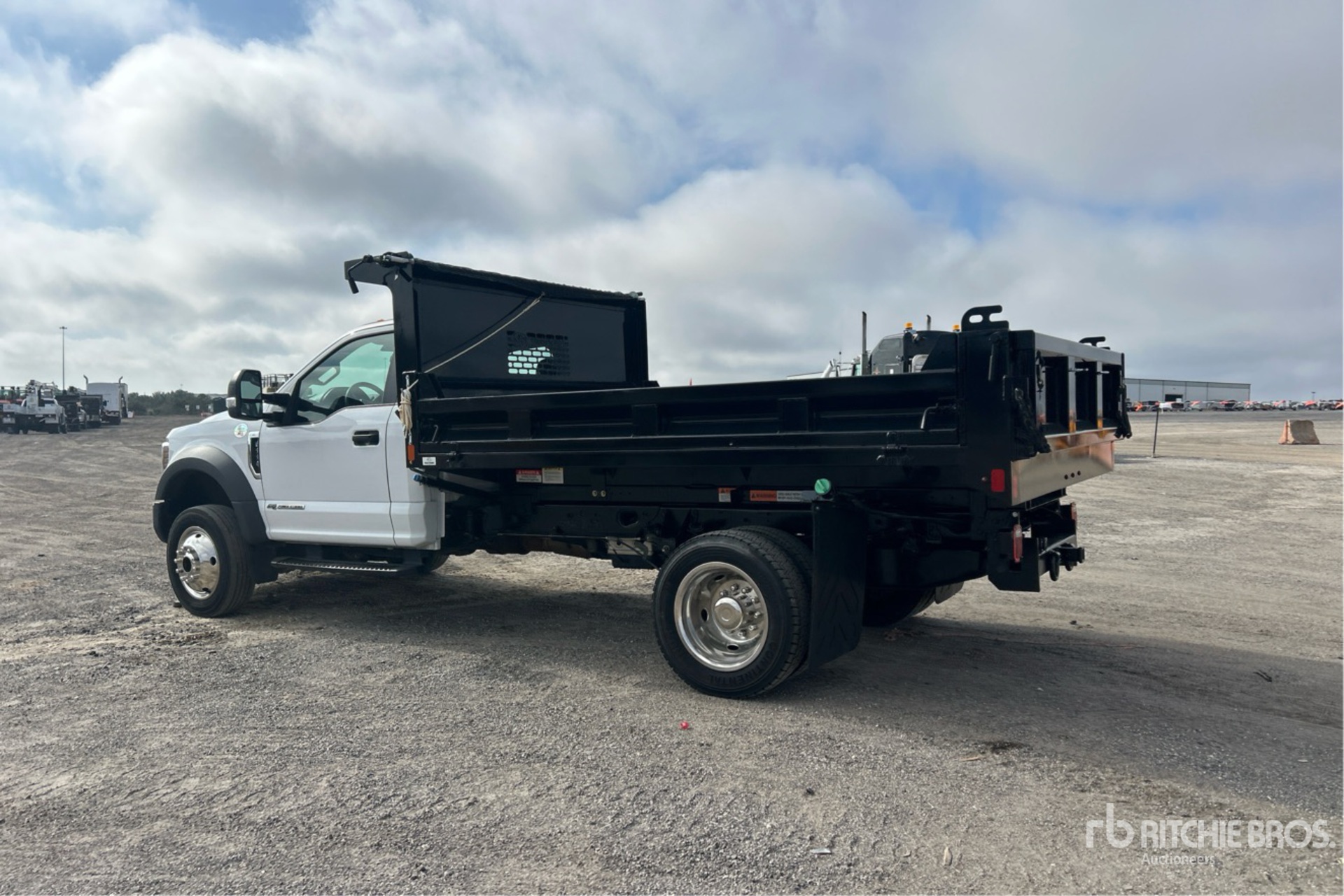 General Appearance with Image, coin arrière gauche