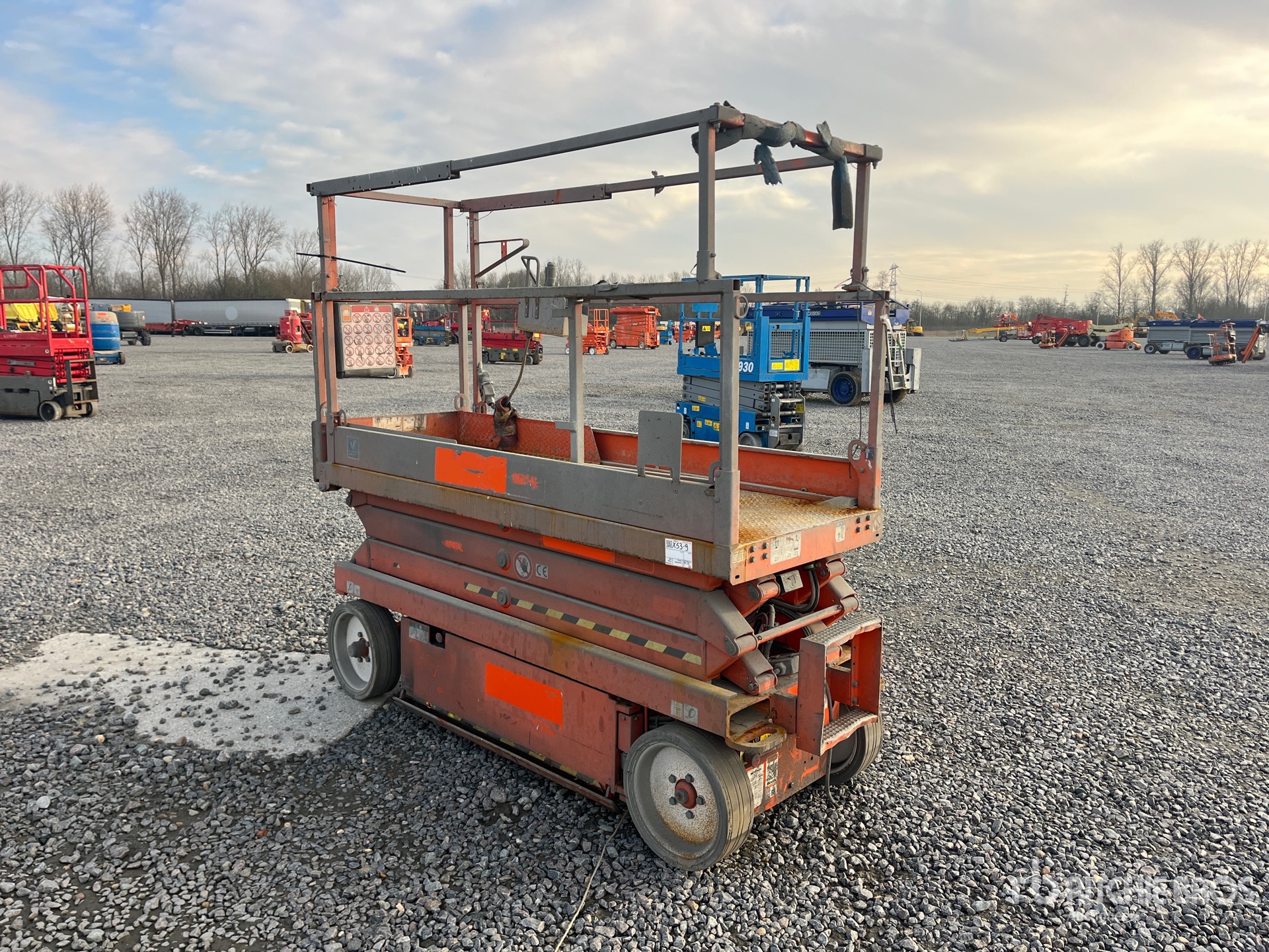 General Appearance with Picture, Left Rear Corner