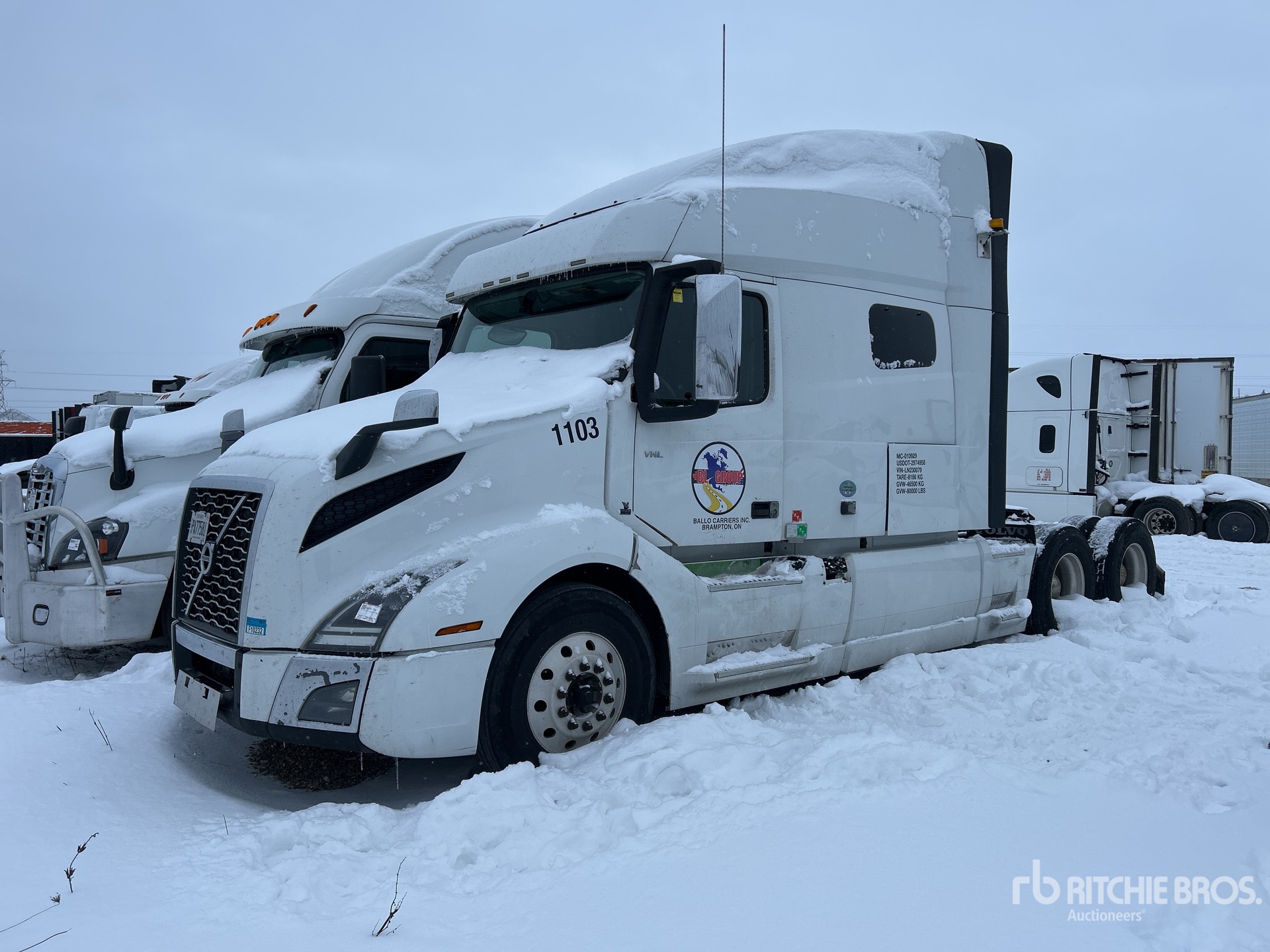 General Appearance with Bild, Ecke vorne links