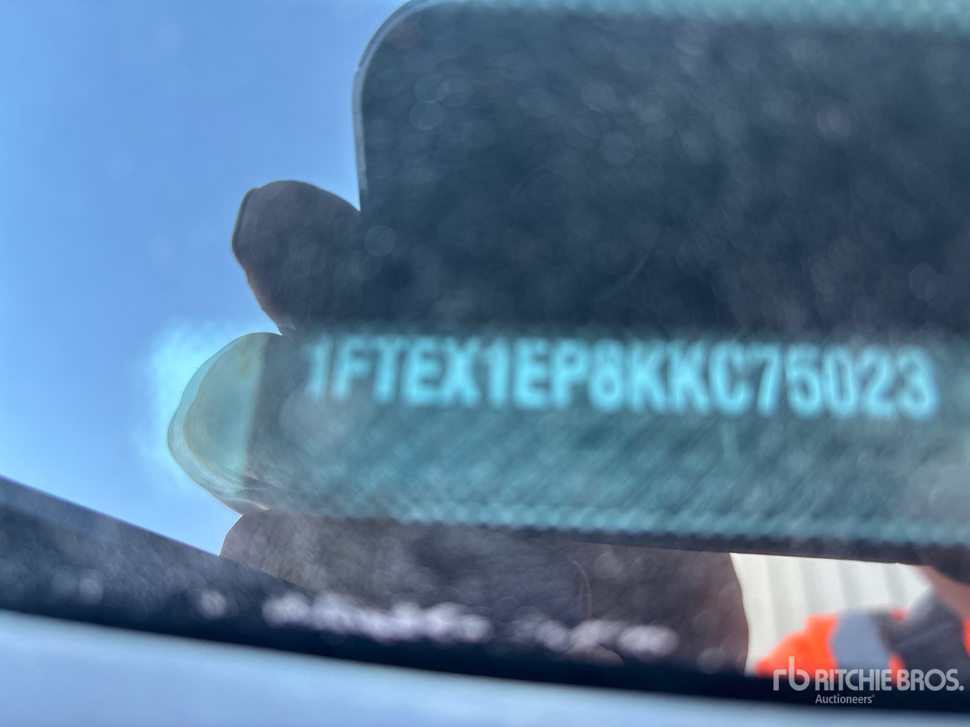 General Appearance with Second Serial Number/VIN Photo