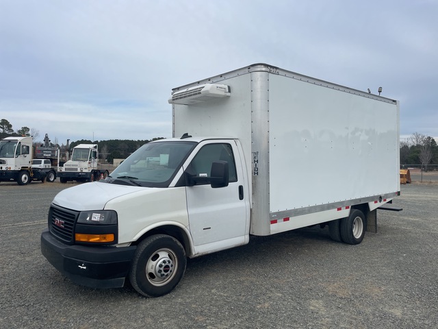 2024 GMC Savana G3500 4x2 Refrigerated Truck