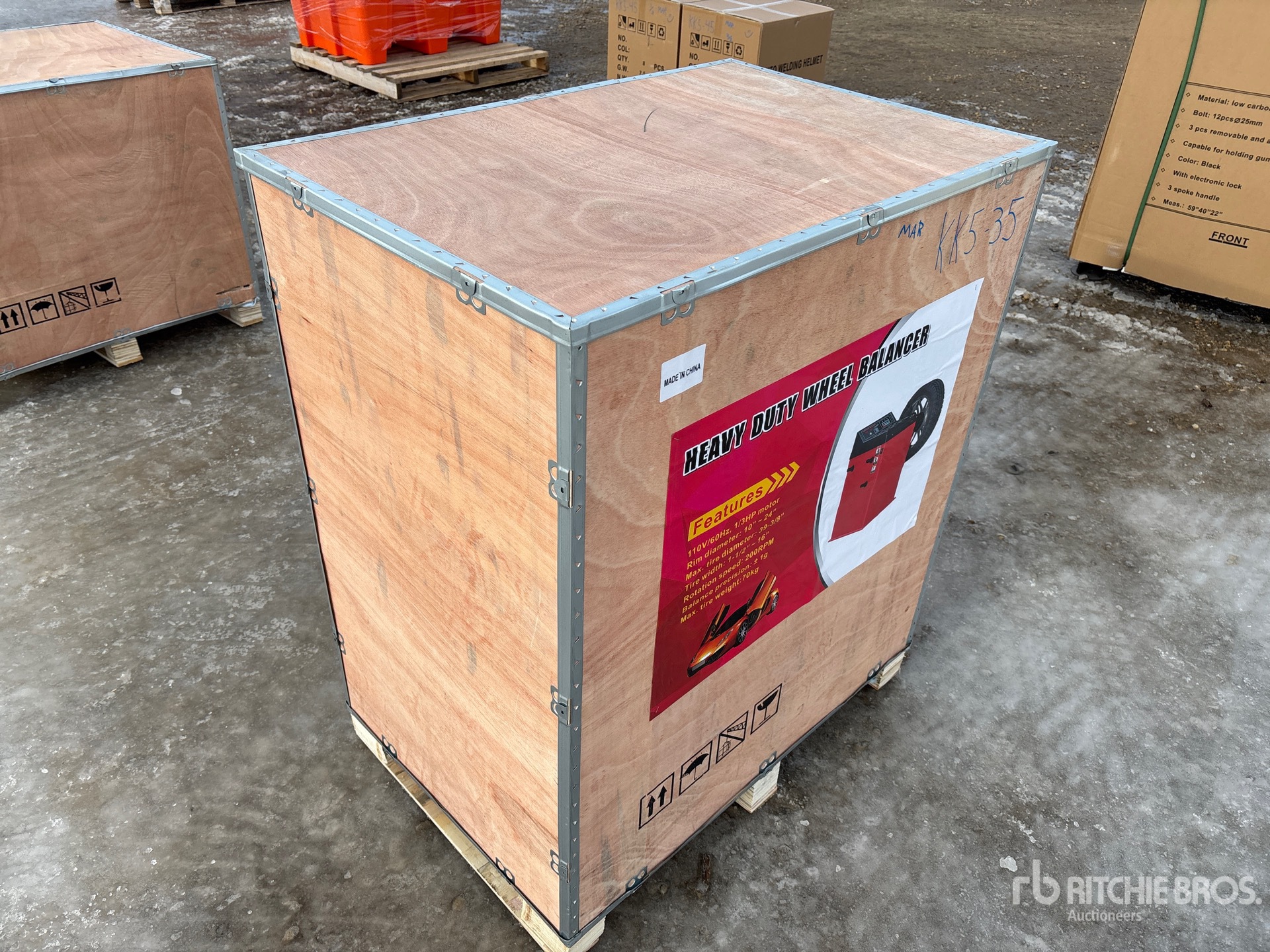 General Appearance with Picture, Right Front Corner