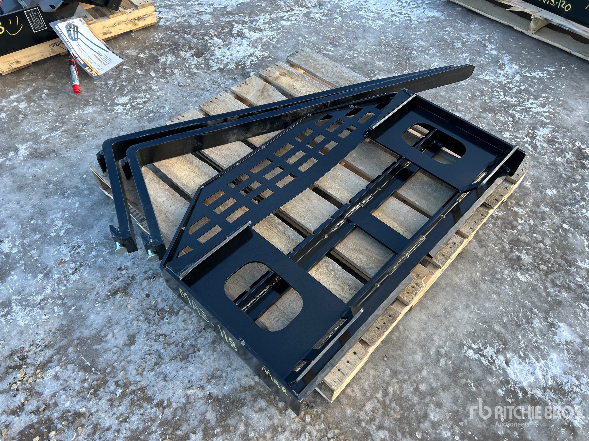 General Appearance with Picture, Right Front Corner