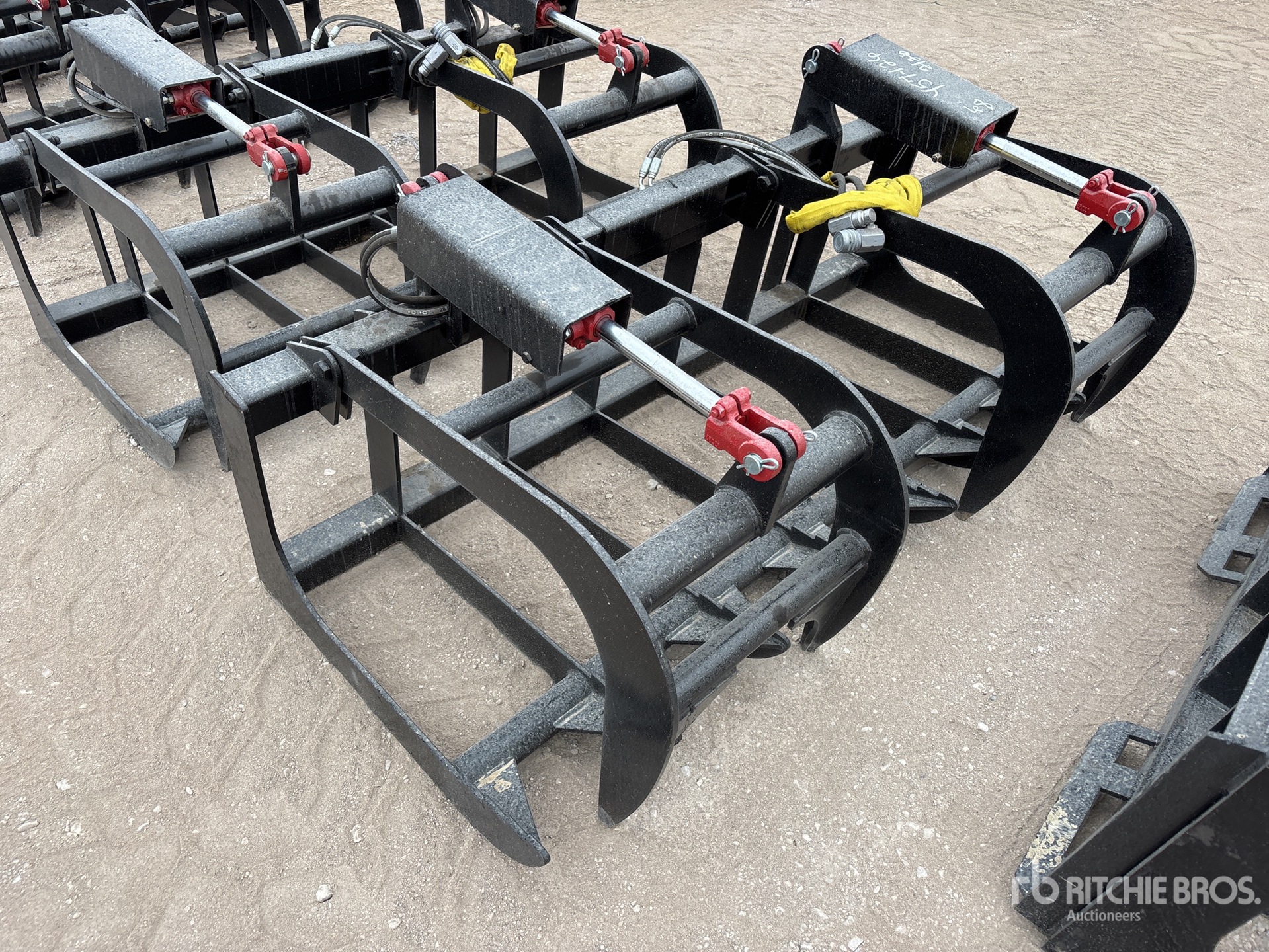 General Appearance with Bild, Ecke vorne rechts