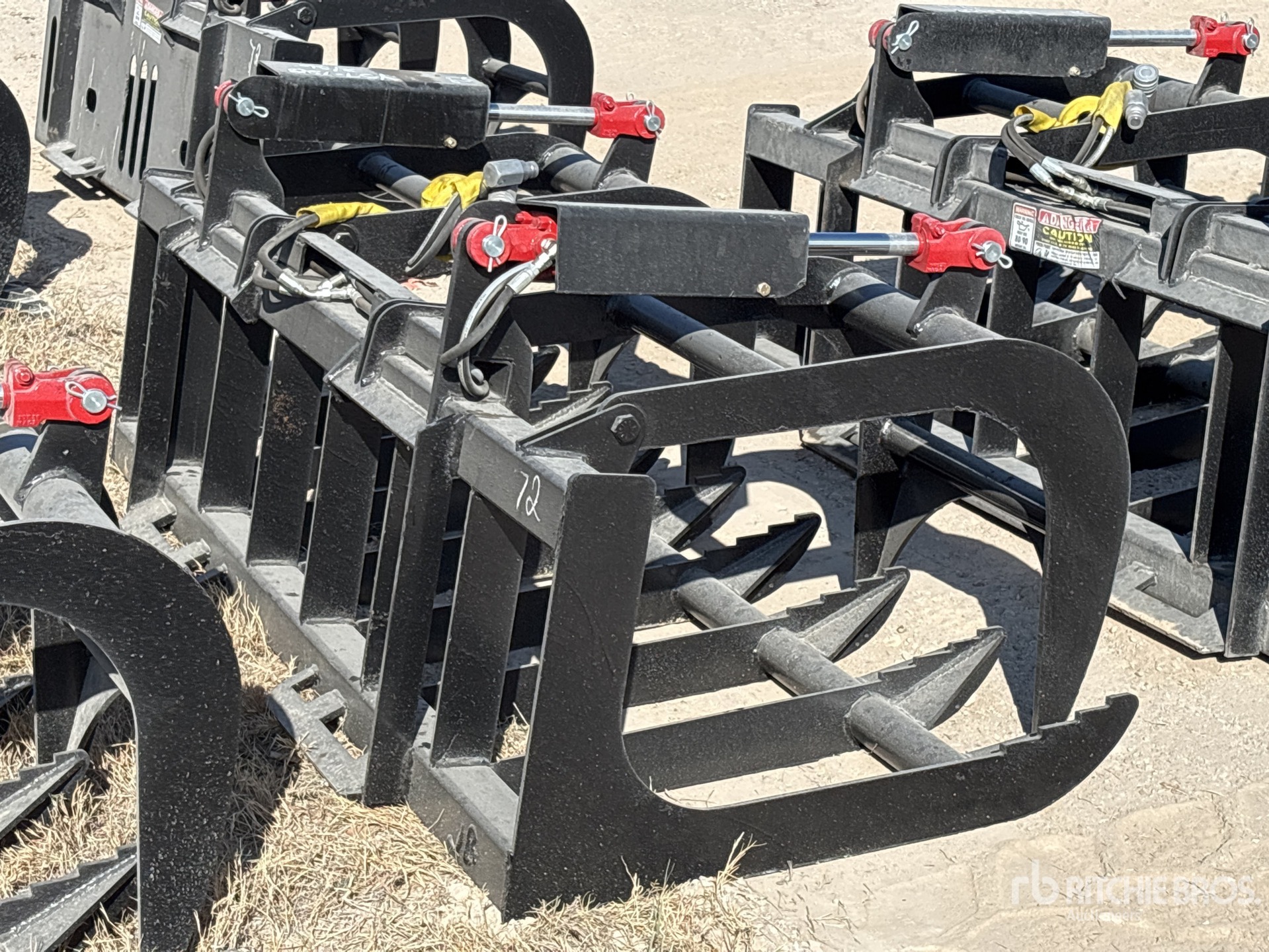 General Appearance with Bild, Ecke hinten rechts