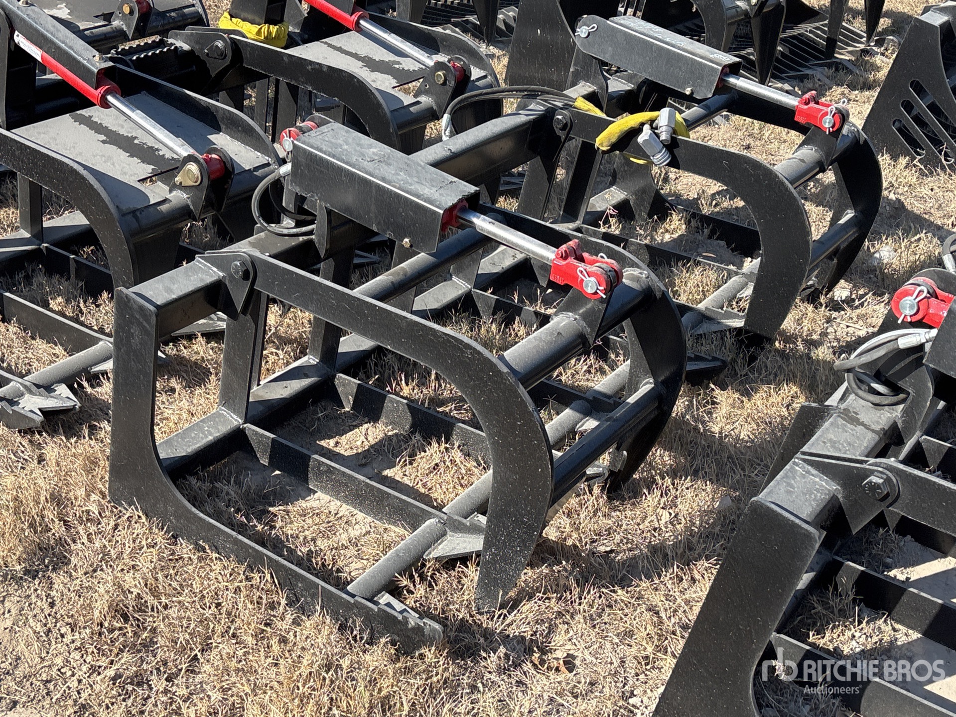 General Appearance with Bild, Ecke vorne rechts