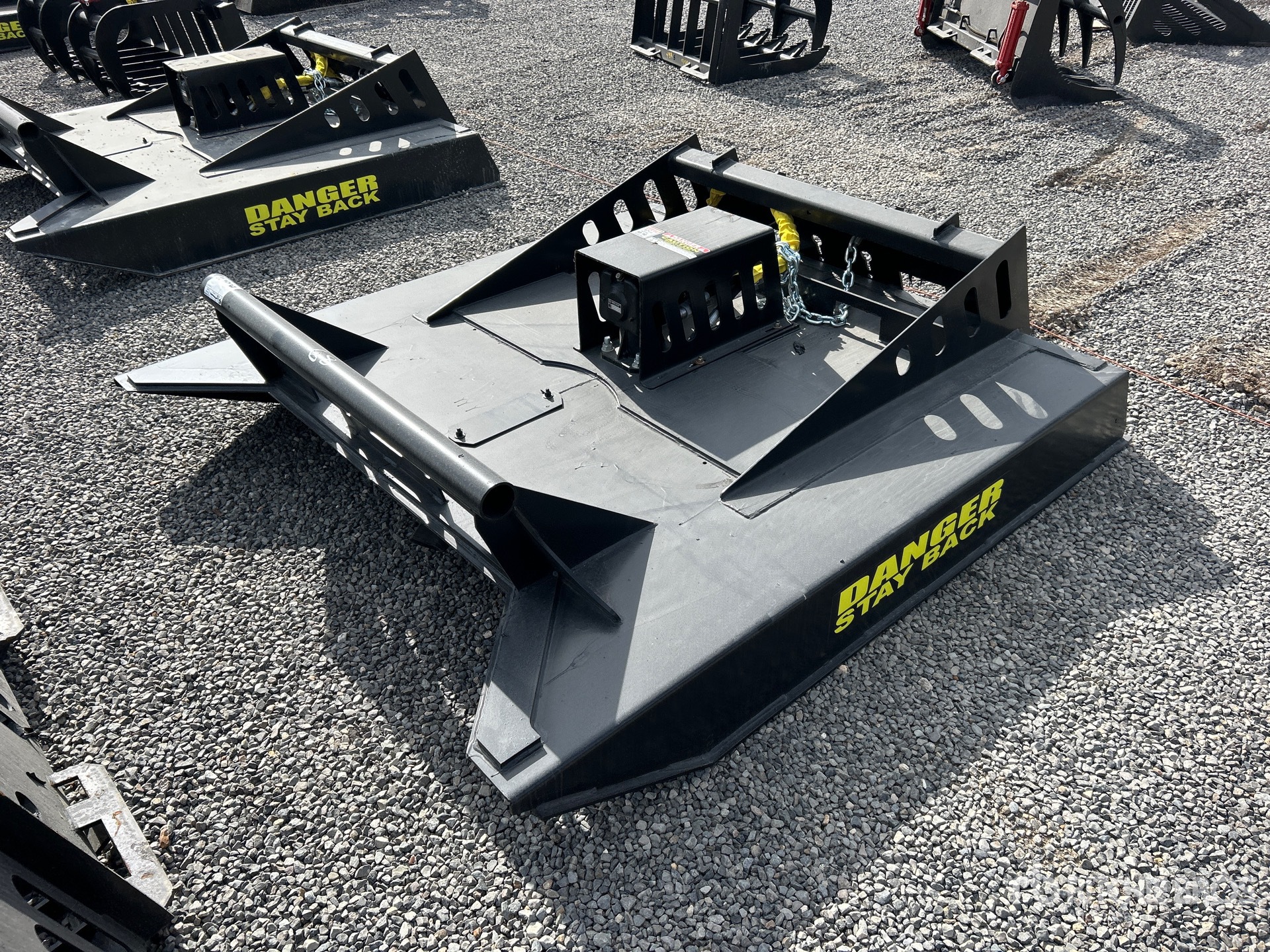 General Appearance with Bild, Ecke vorne links